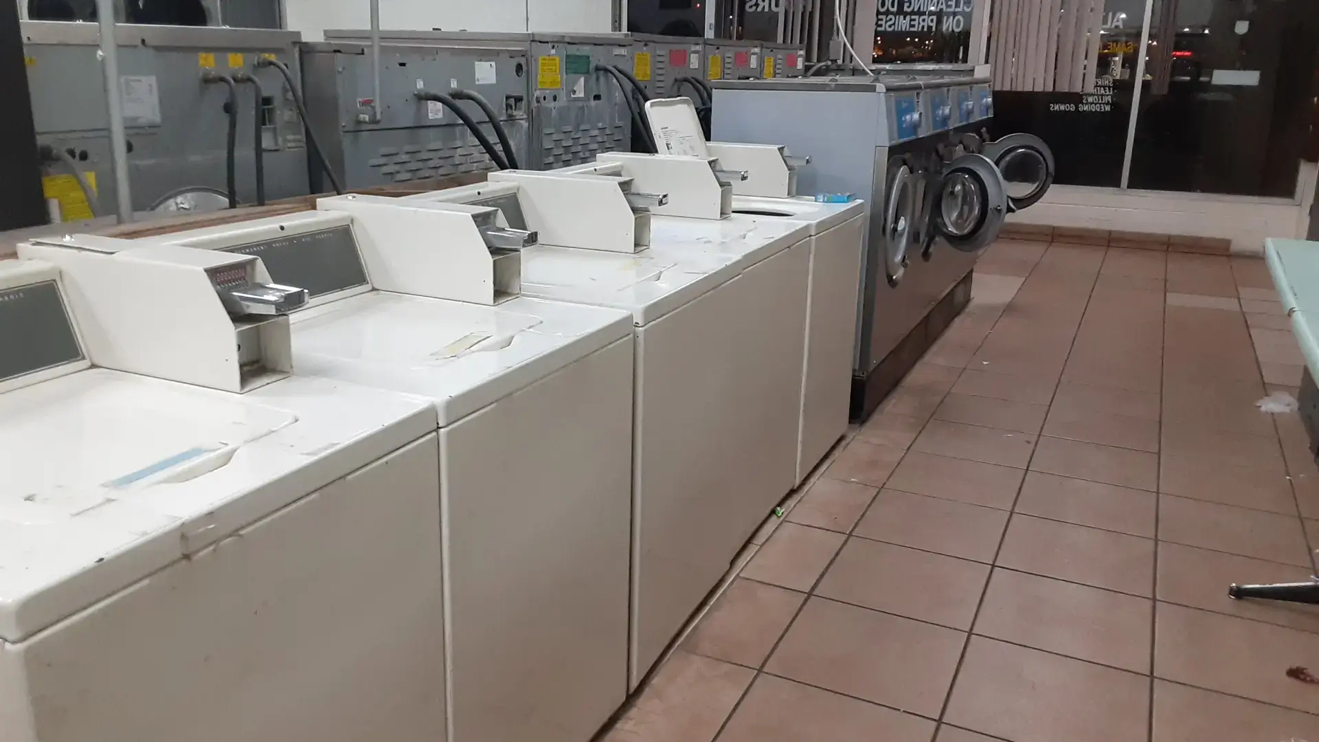 Sun City Dry Cleaners & Laundry - Image 7