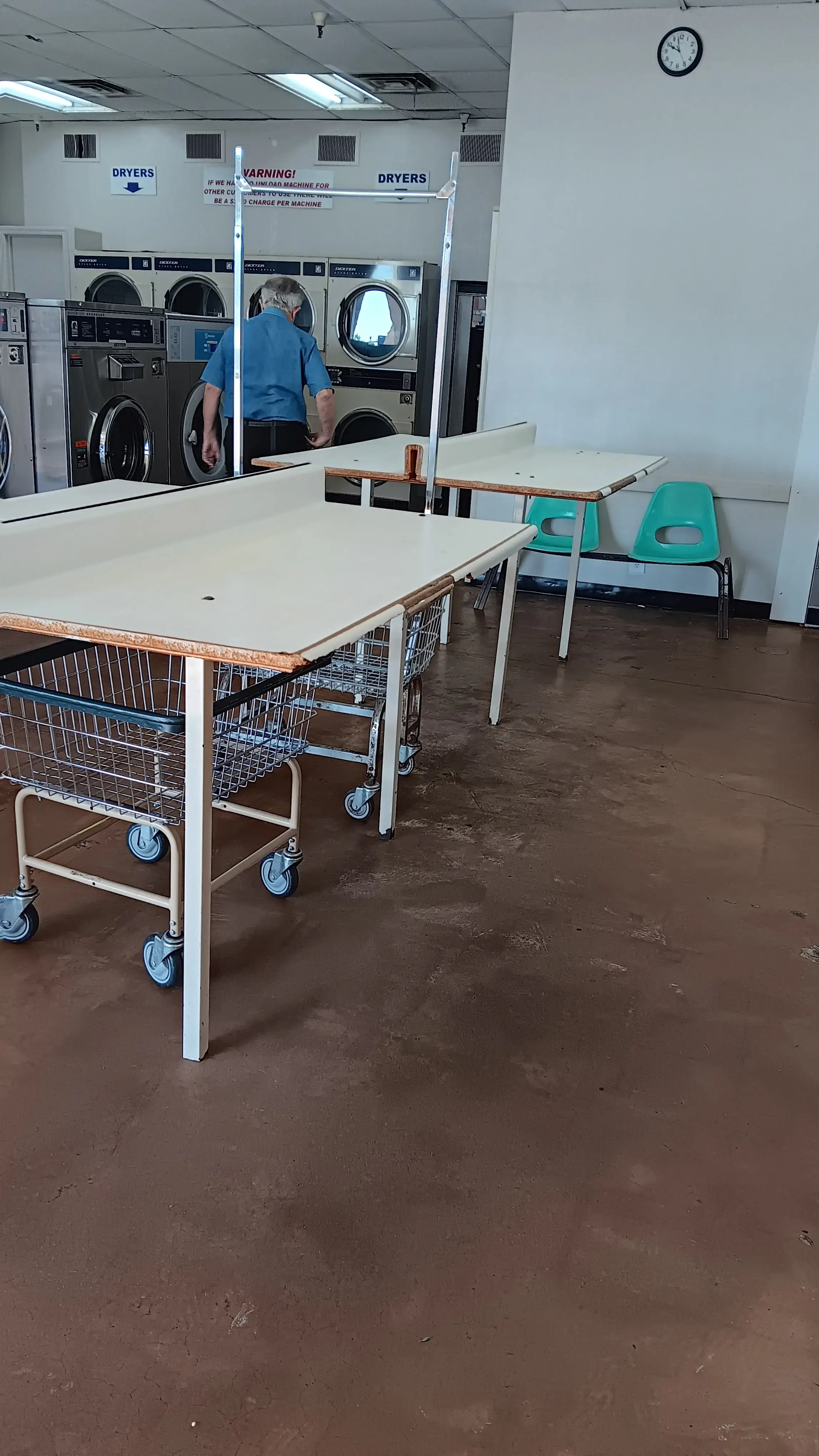 Sun City Dry Cleaners & Laundry - Image 17