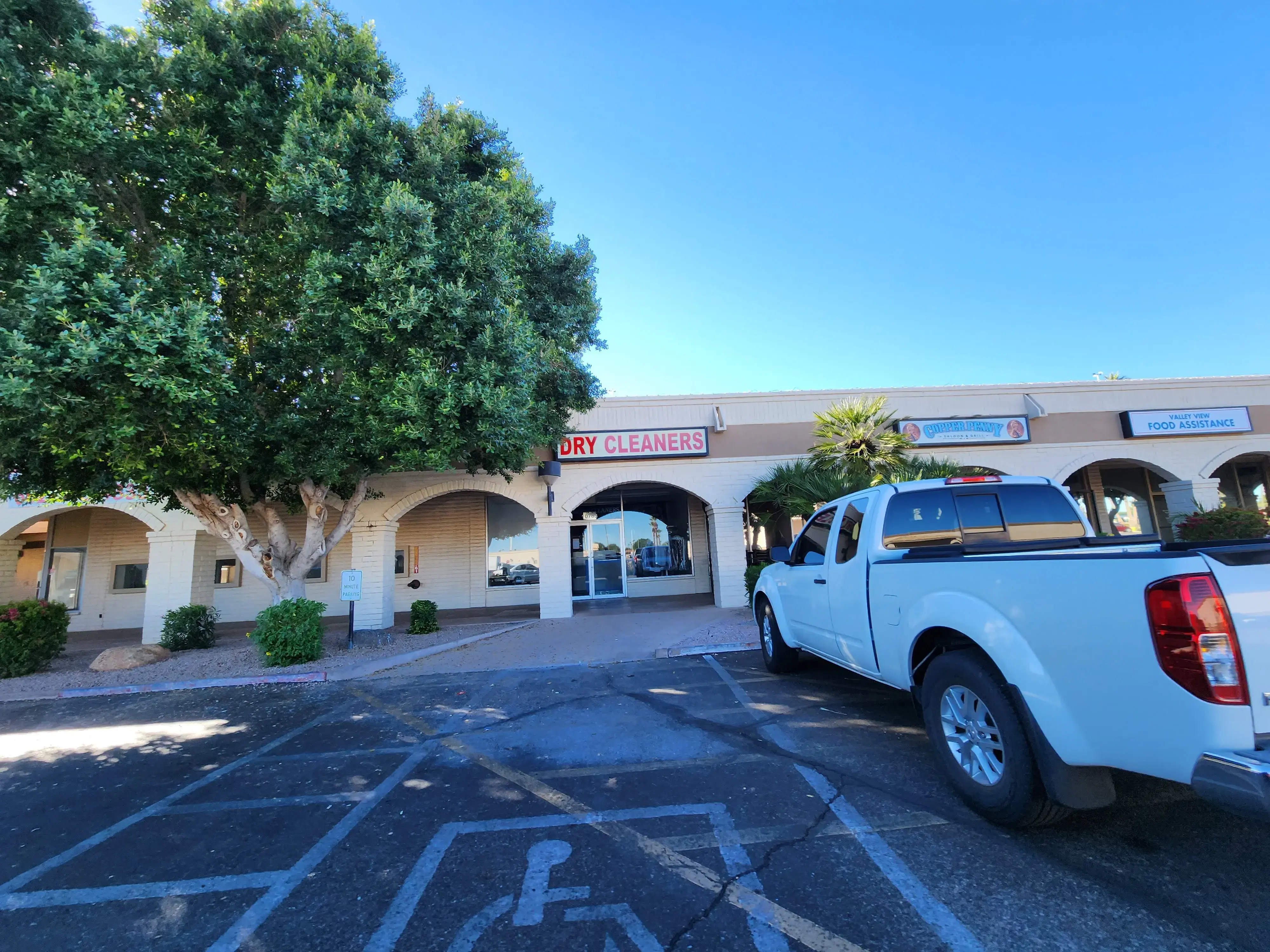 Sun City Dry Cleaners & Laundry - Image 2