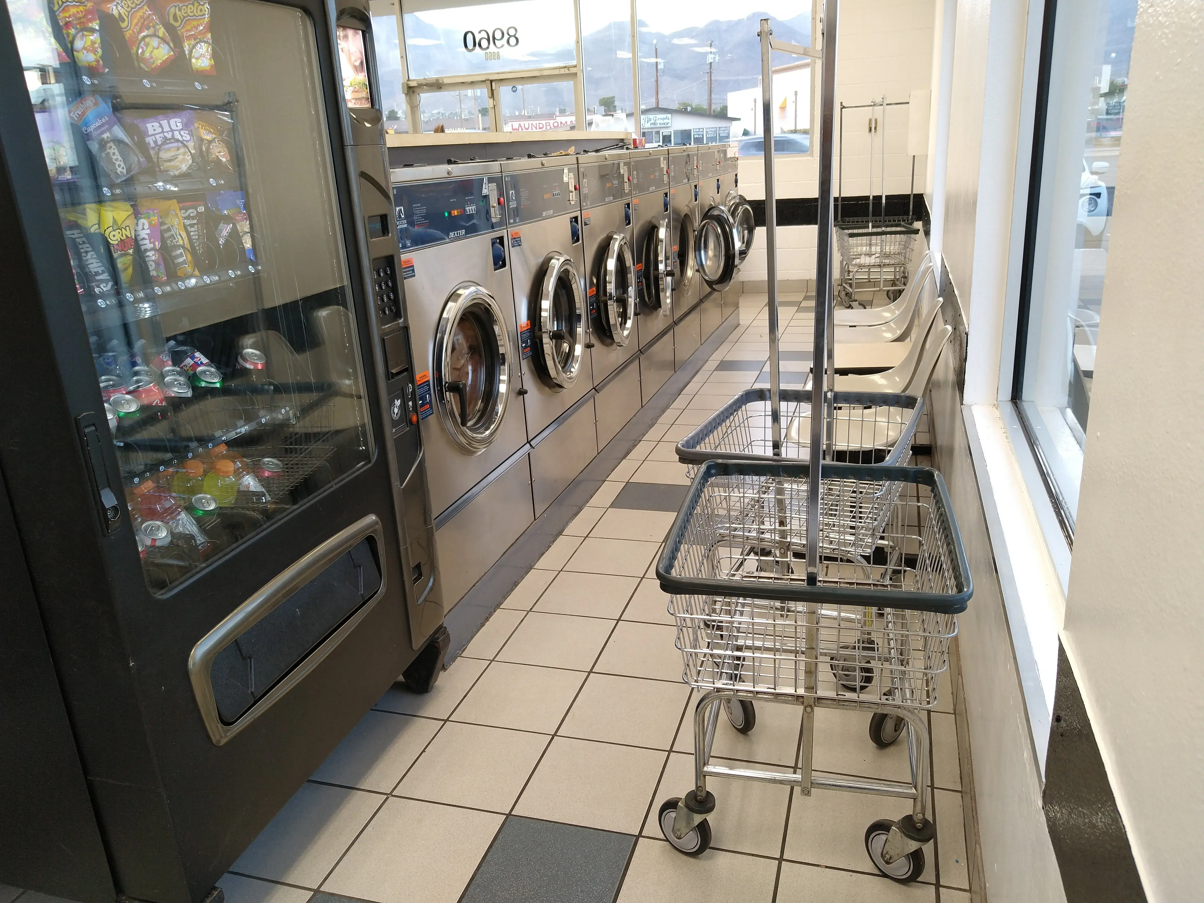 Sun City Laundry - Image 18