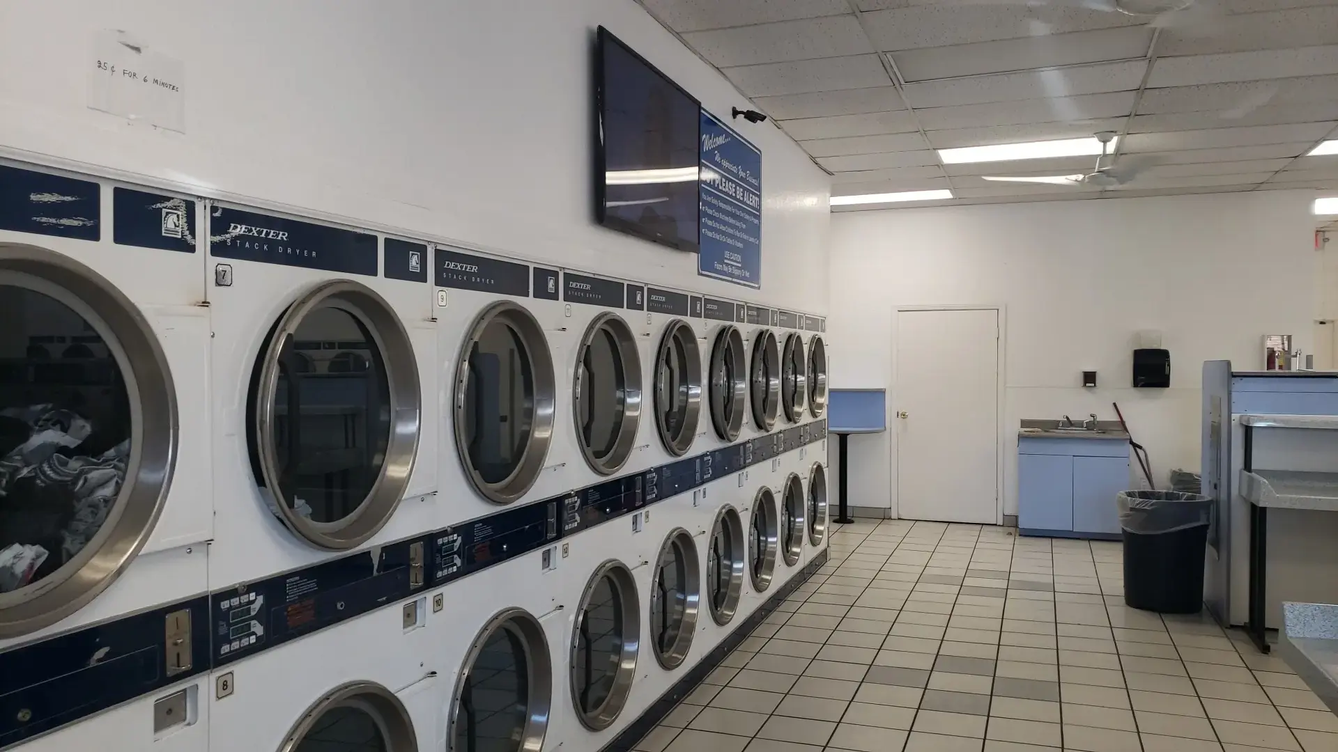 Sun City Laundry thumbnail 14