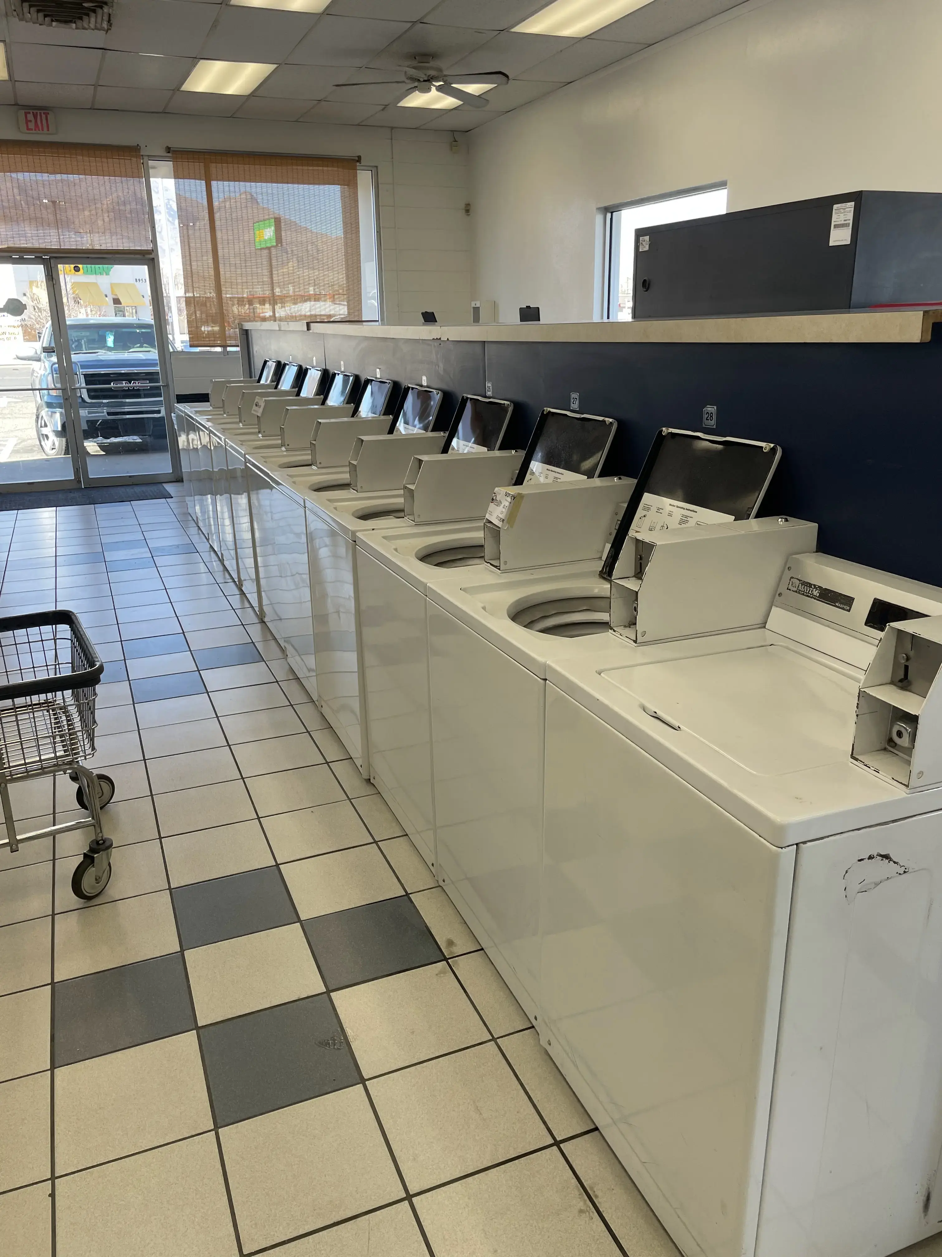 Sun City Laundry thumbnail 4