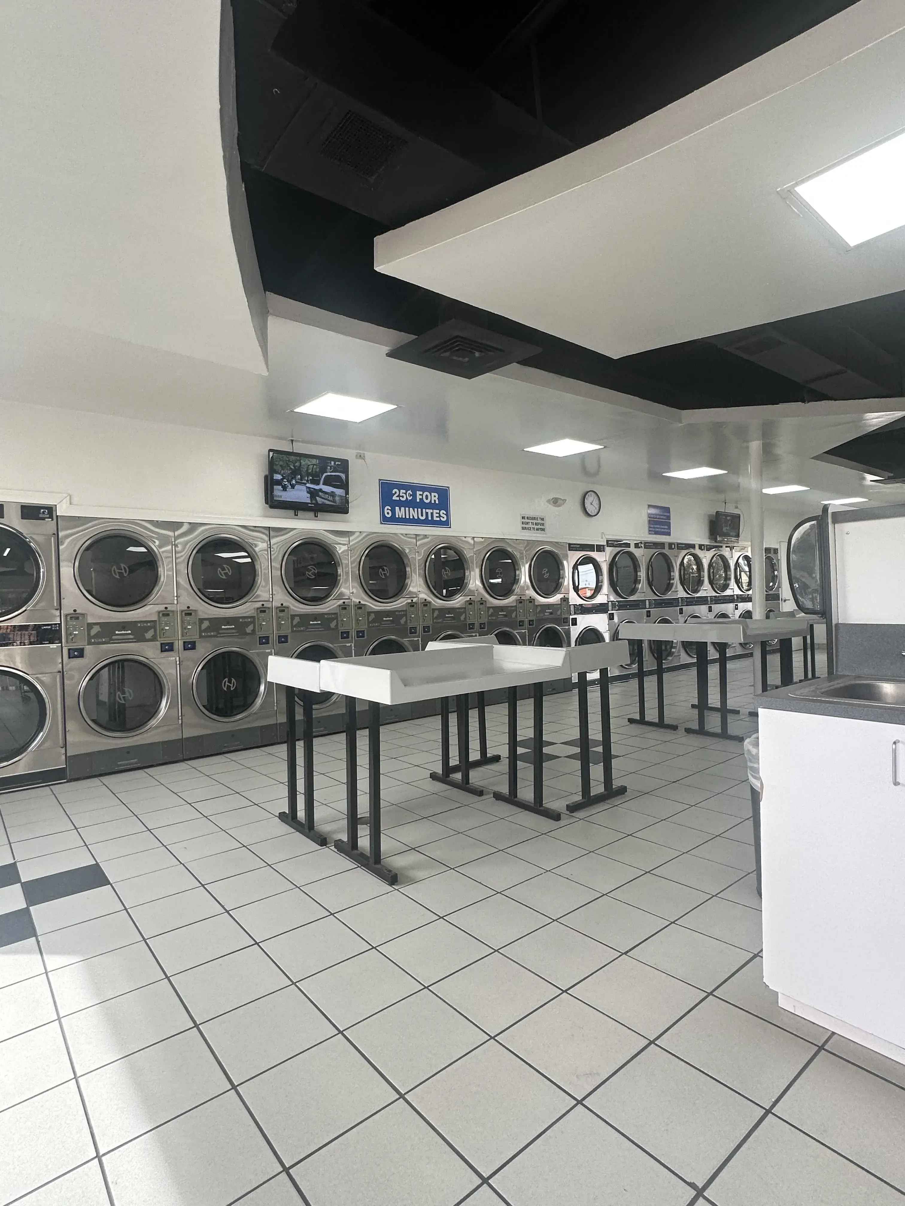 Sun City Laundry - Image 15