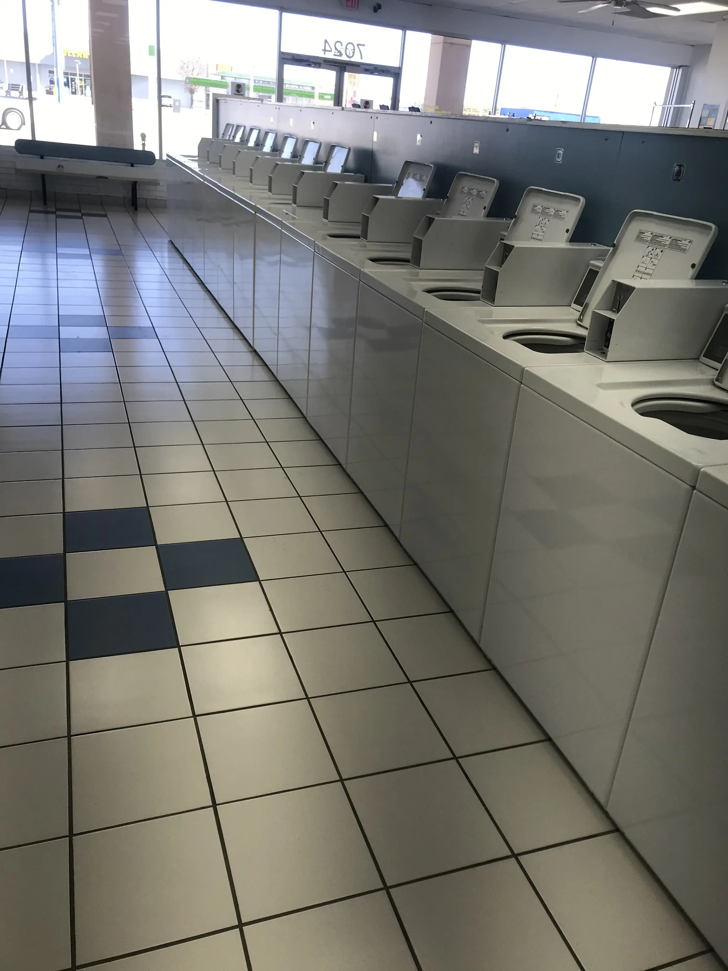 Sun City Laundry - Image 5