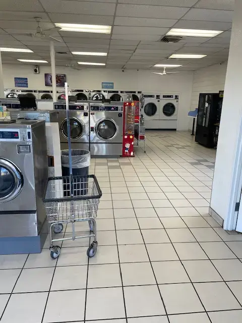 Sun City Laundry - Image 18