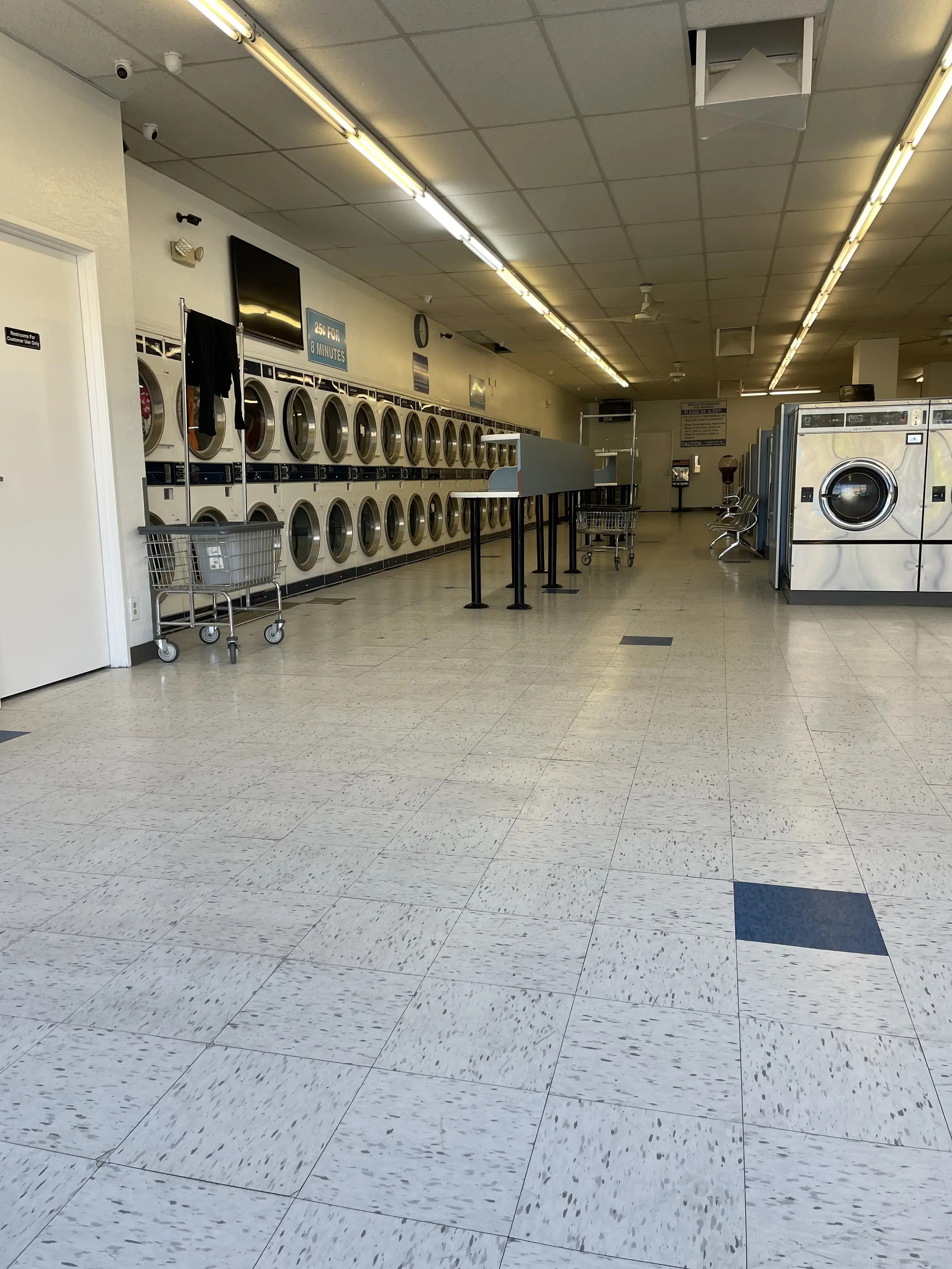 Sun City Laundry - Image 7