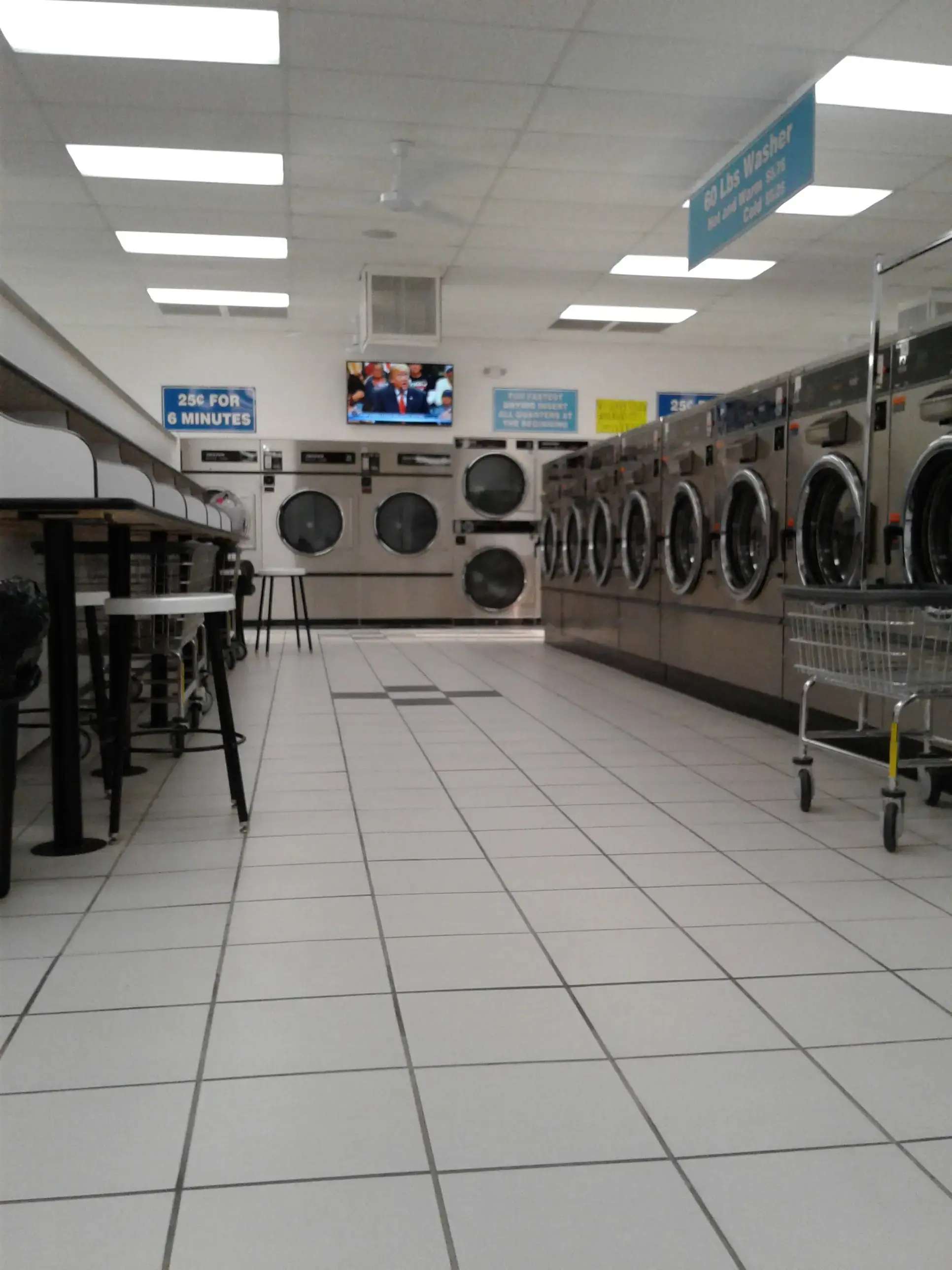 Sun City Laundry thumbnail 8