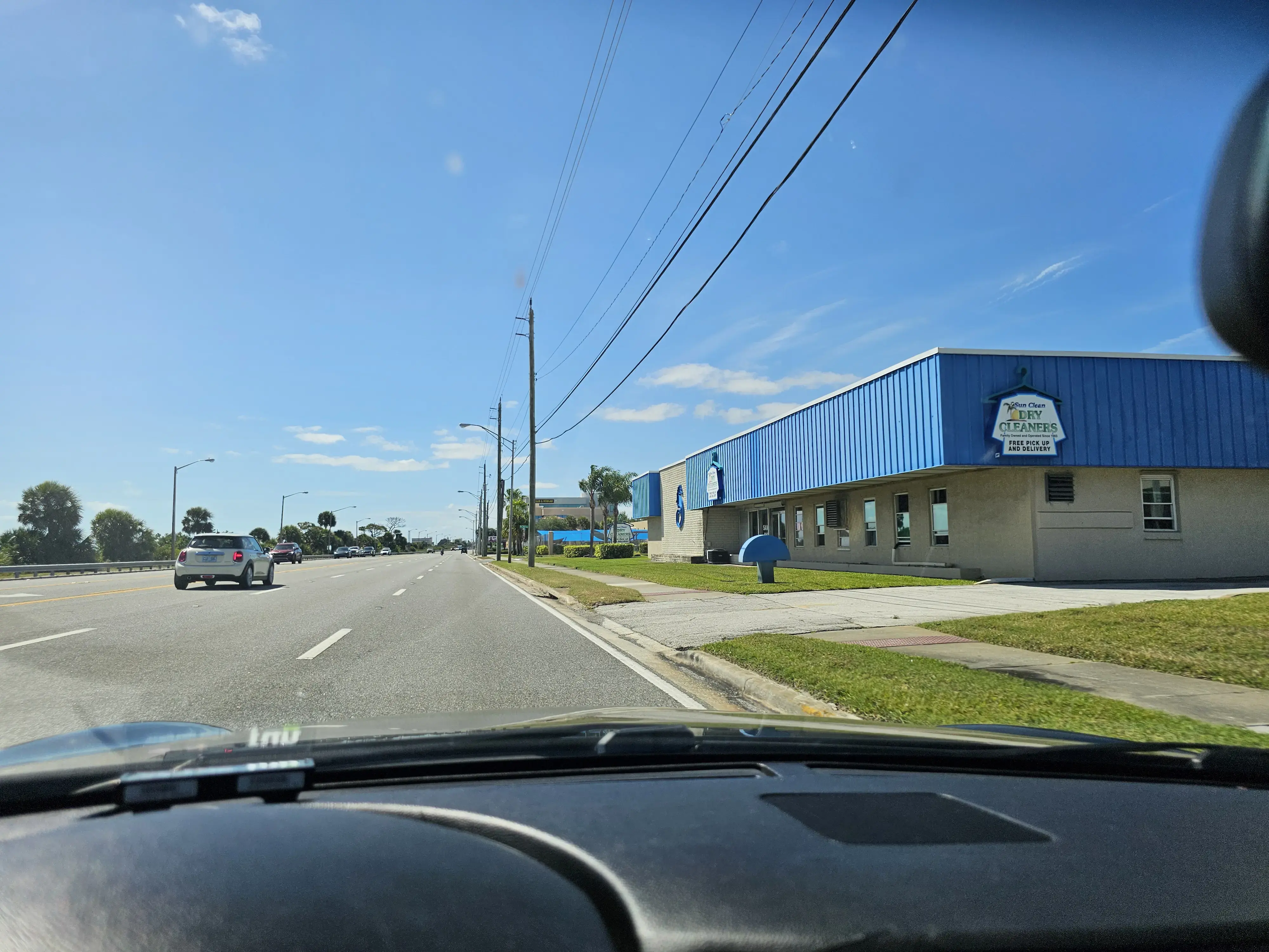 Sun Clean Dry Cleaners thumbnail 11