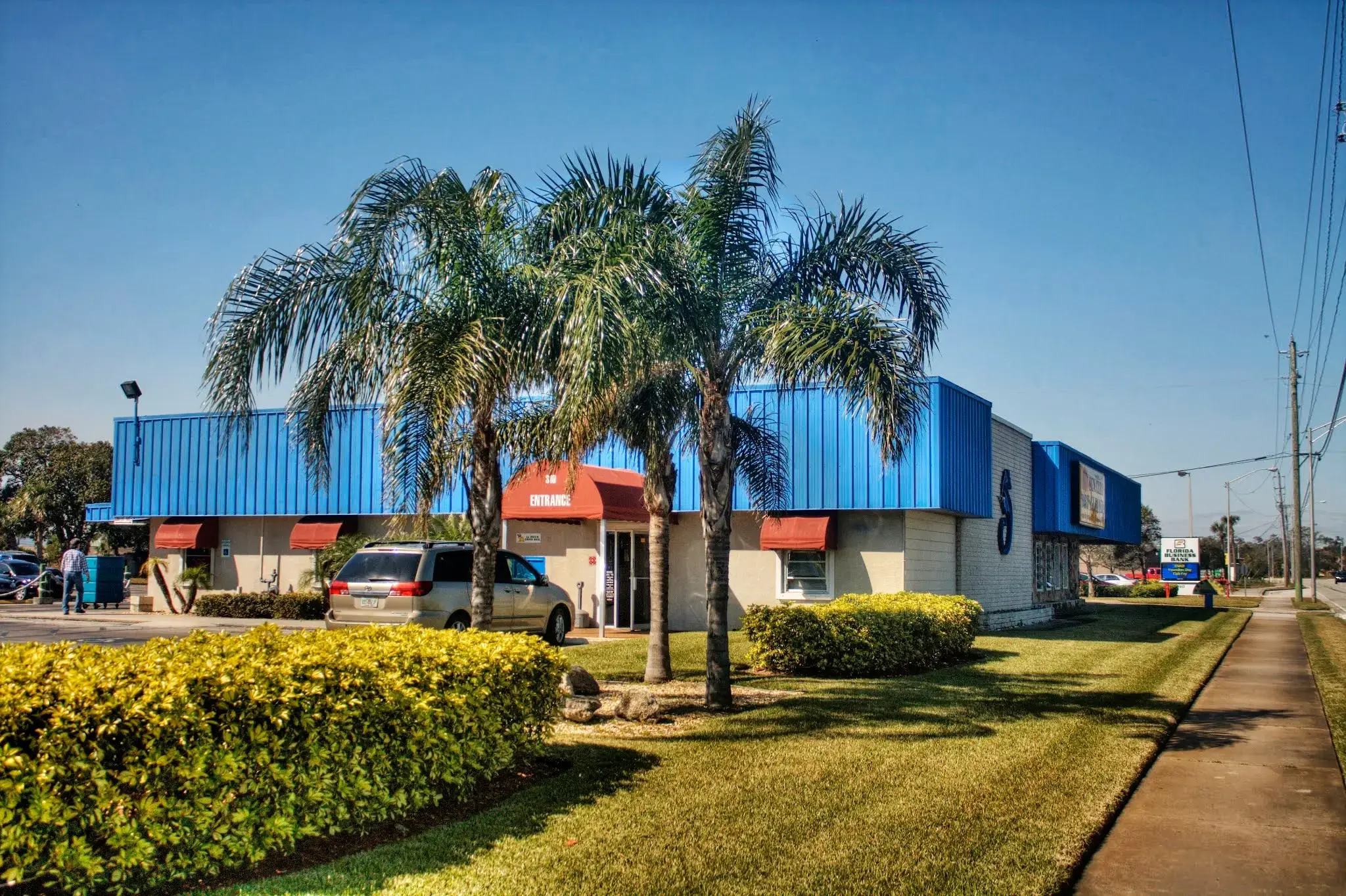 Sun Clean Dry Cleaners - Image 4