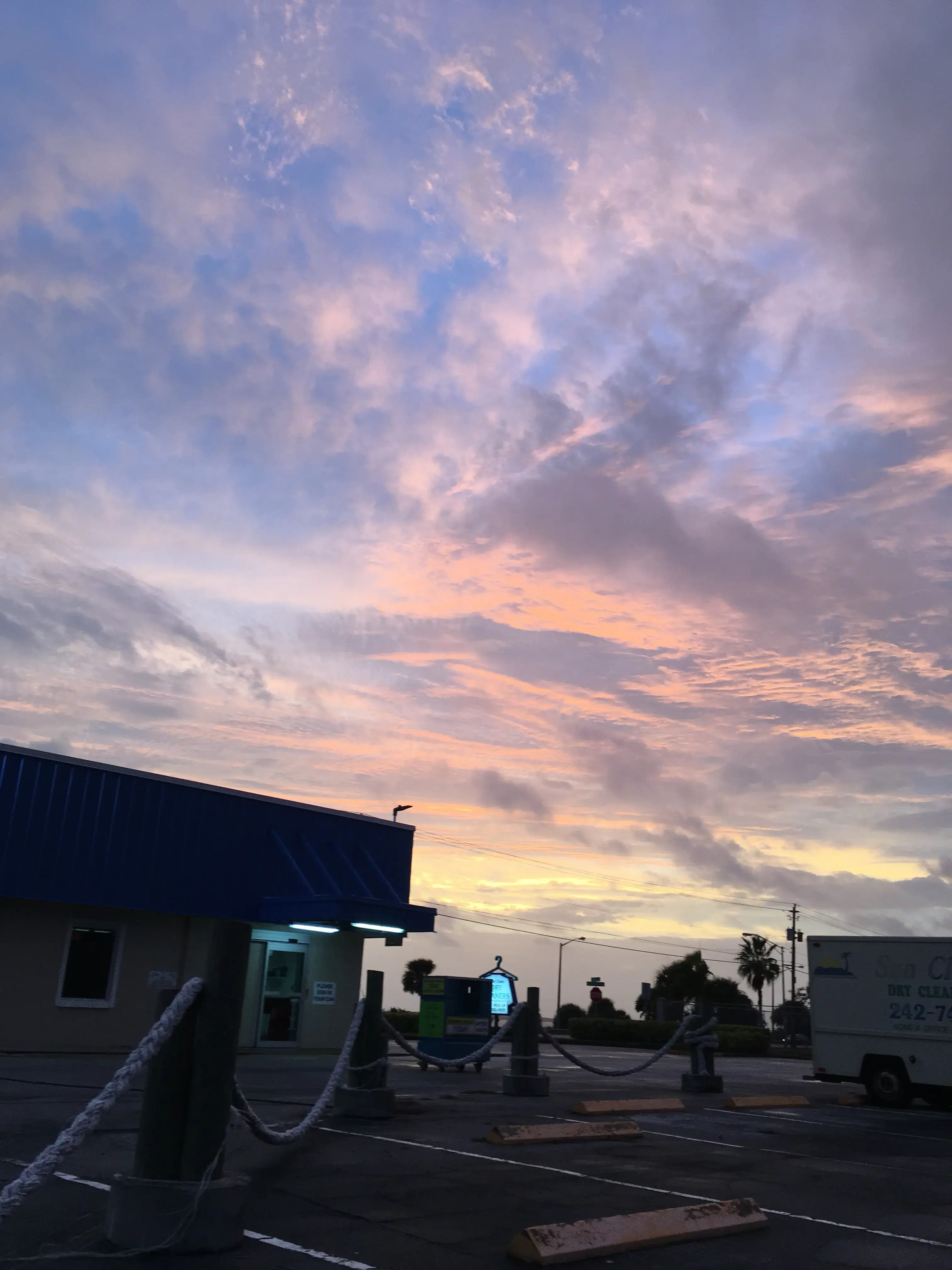 Sun Clean Dry Cleaners - Image 15
