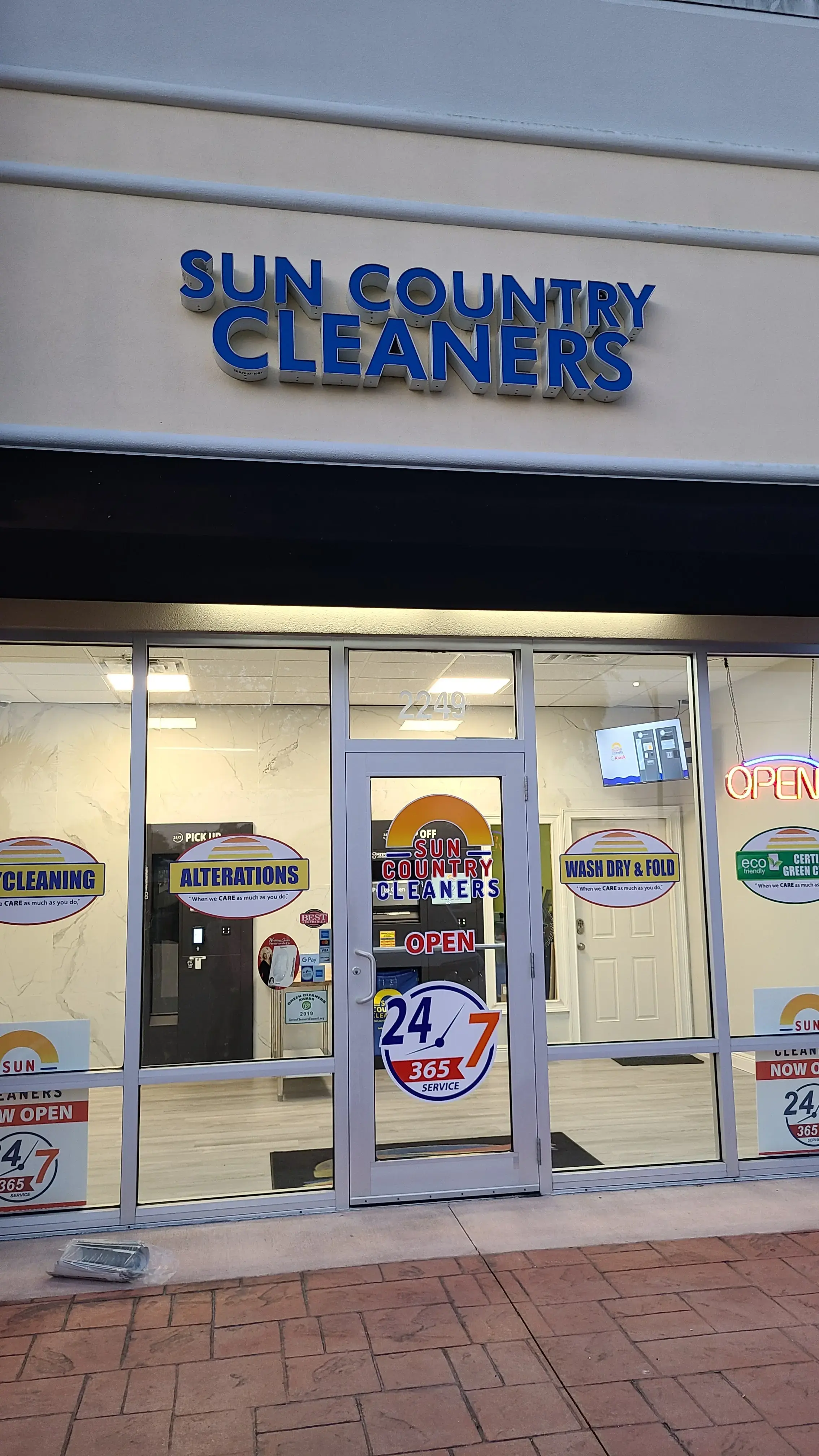 Sun Country Cleaners thumbnail 11