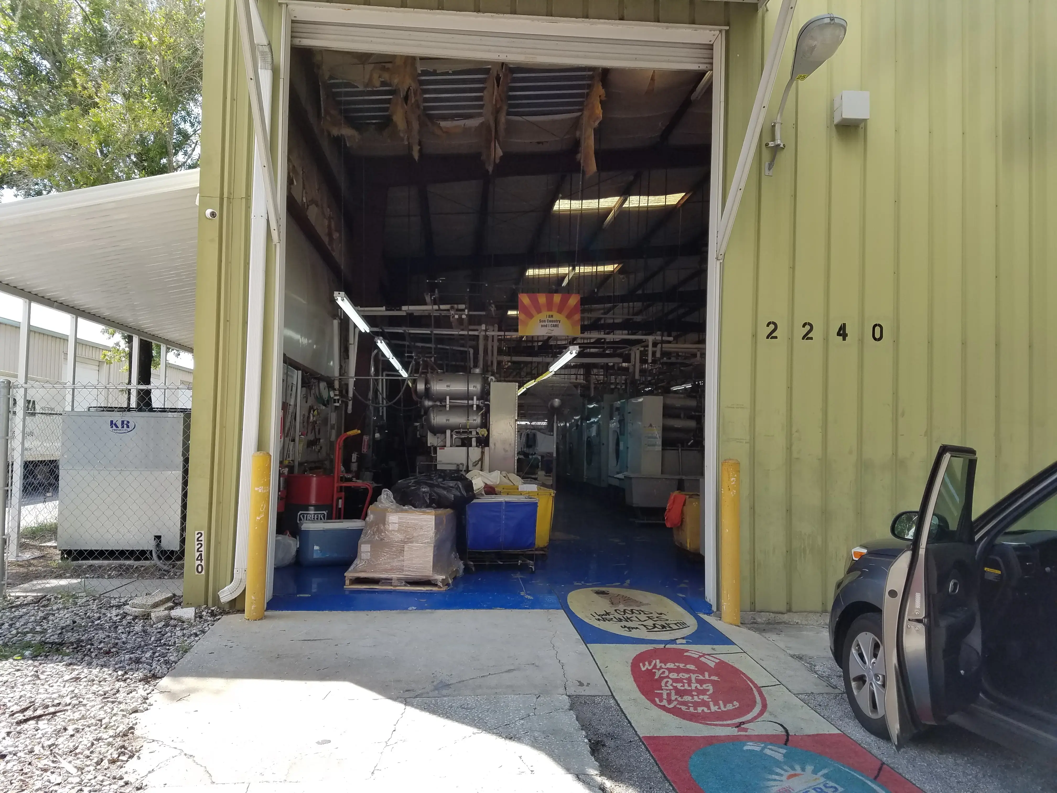 Sun Country Cleaners - Image 3