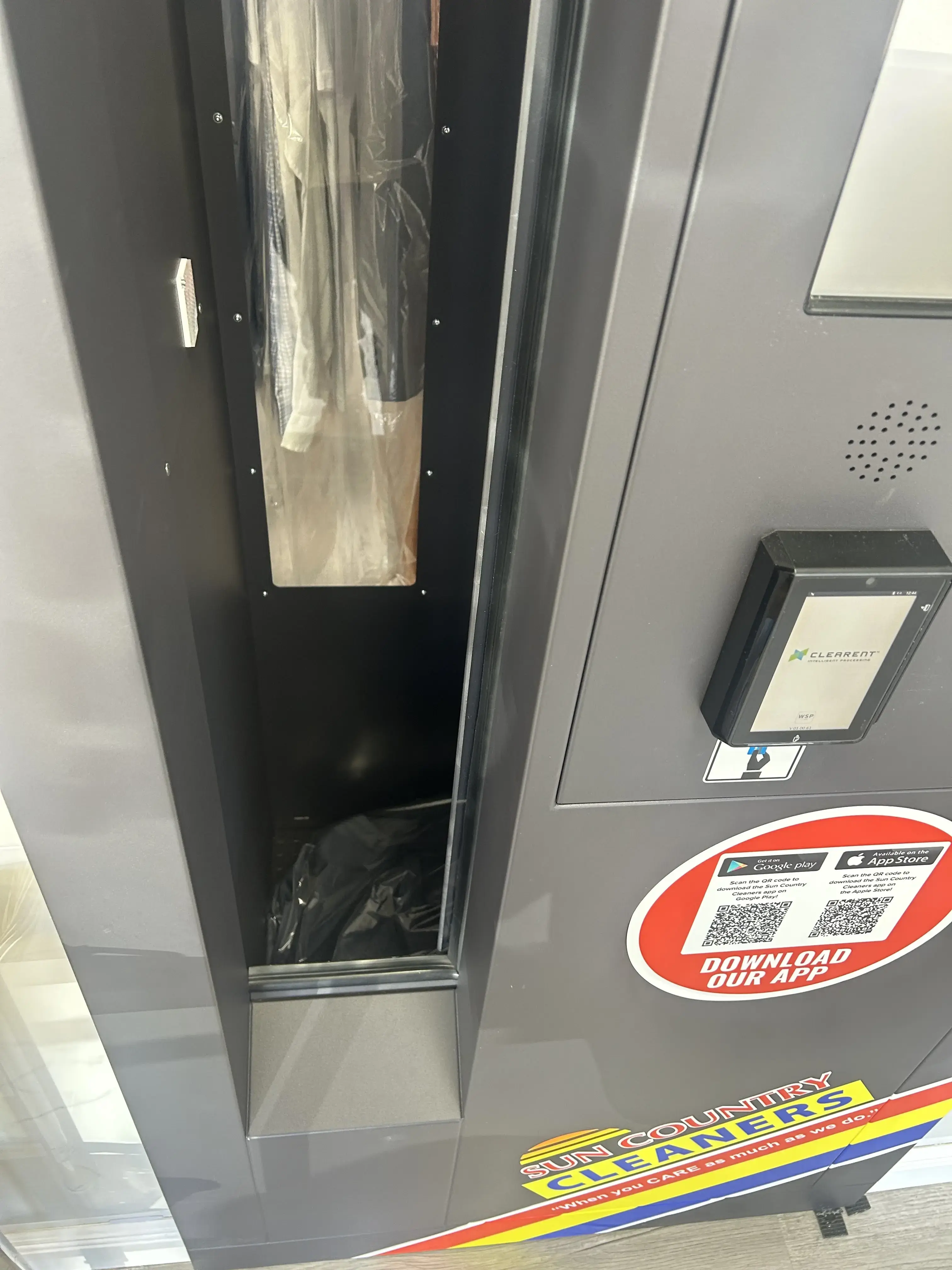 Sun Country Cleaners thumbnail 5