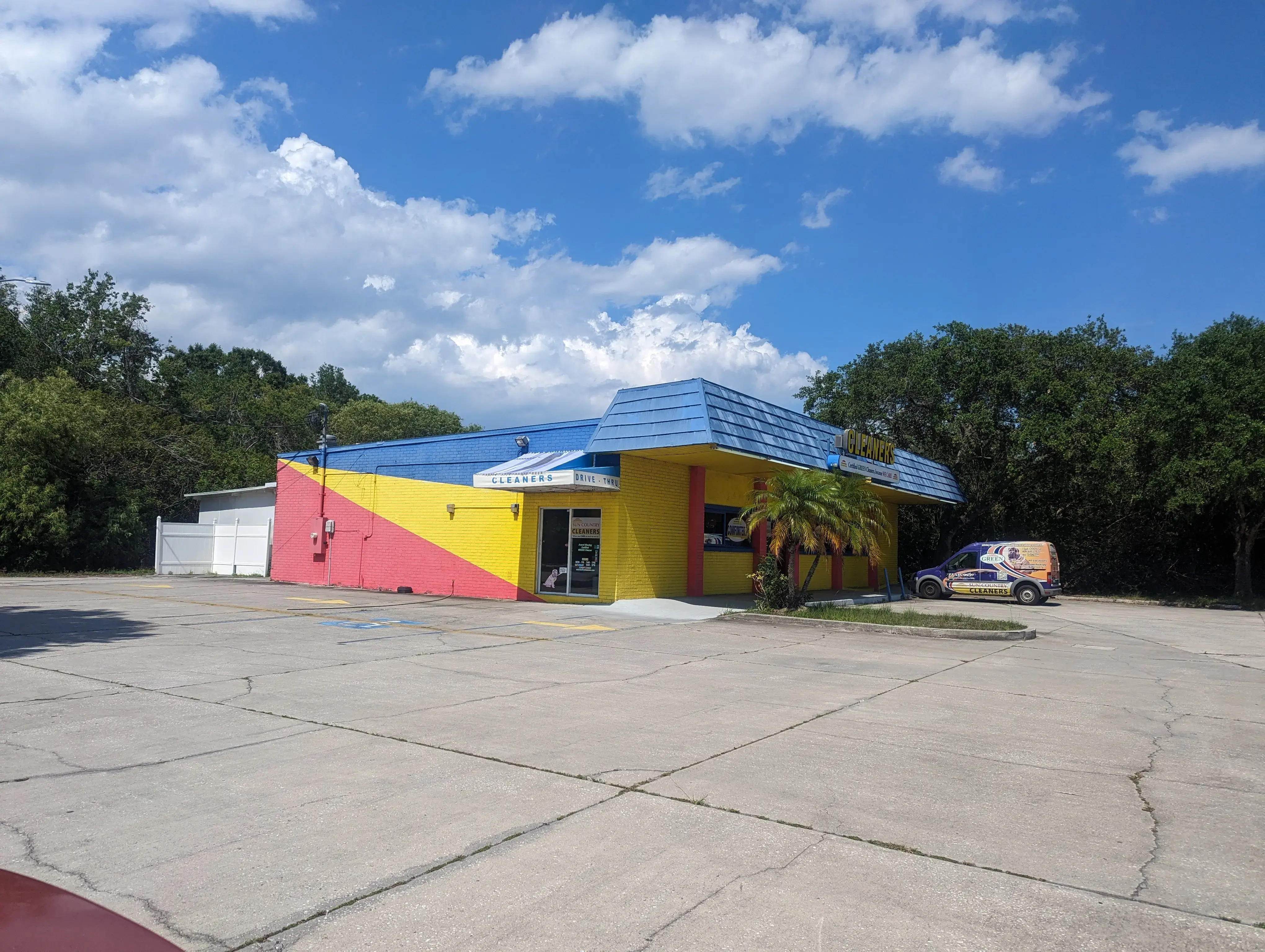 Sun Country Cleaners location