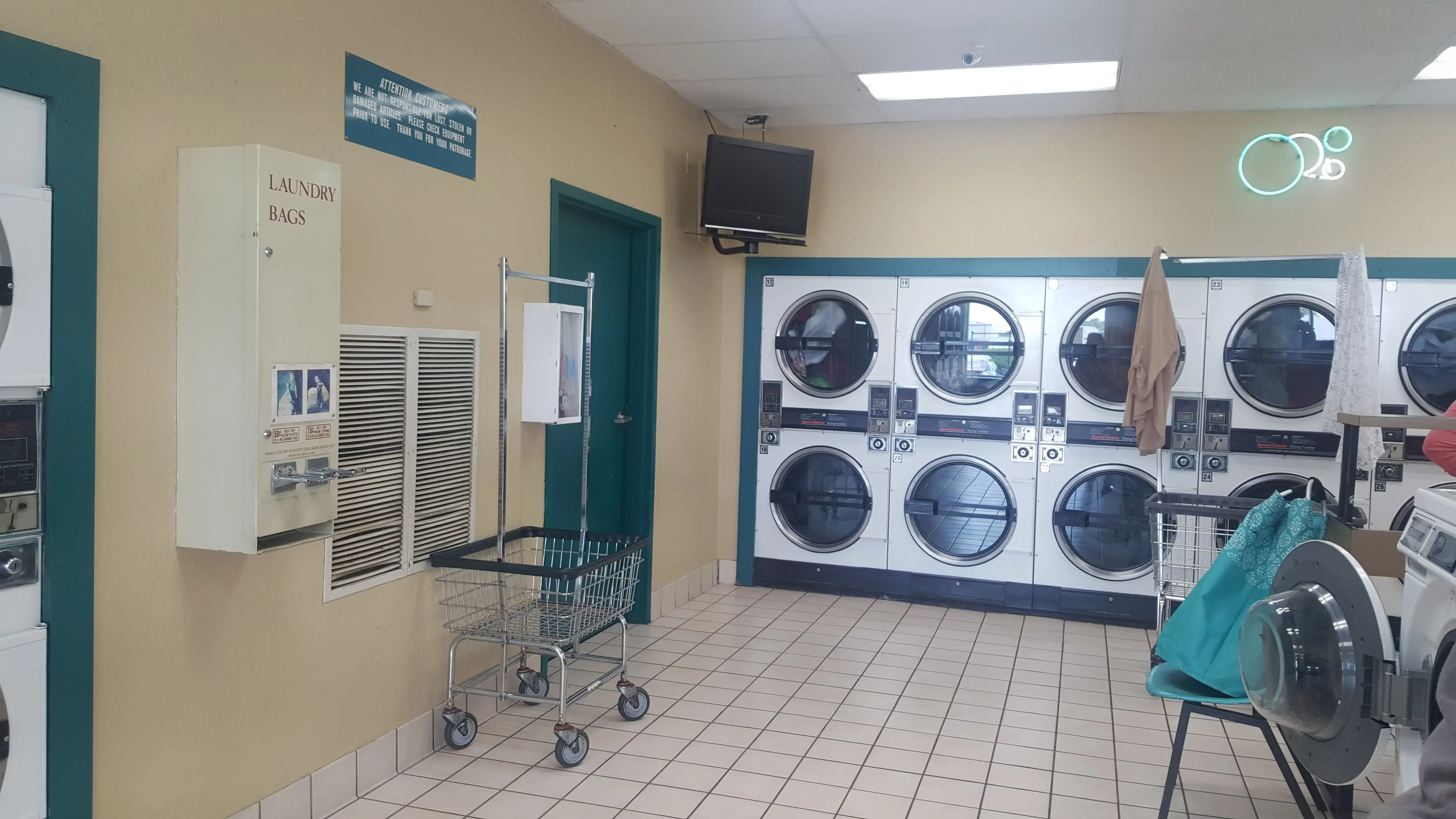 Sun Laundry thumbnail 2