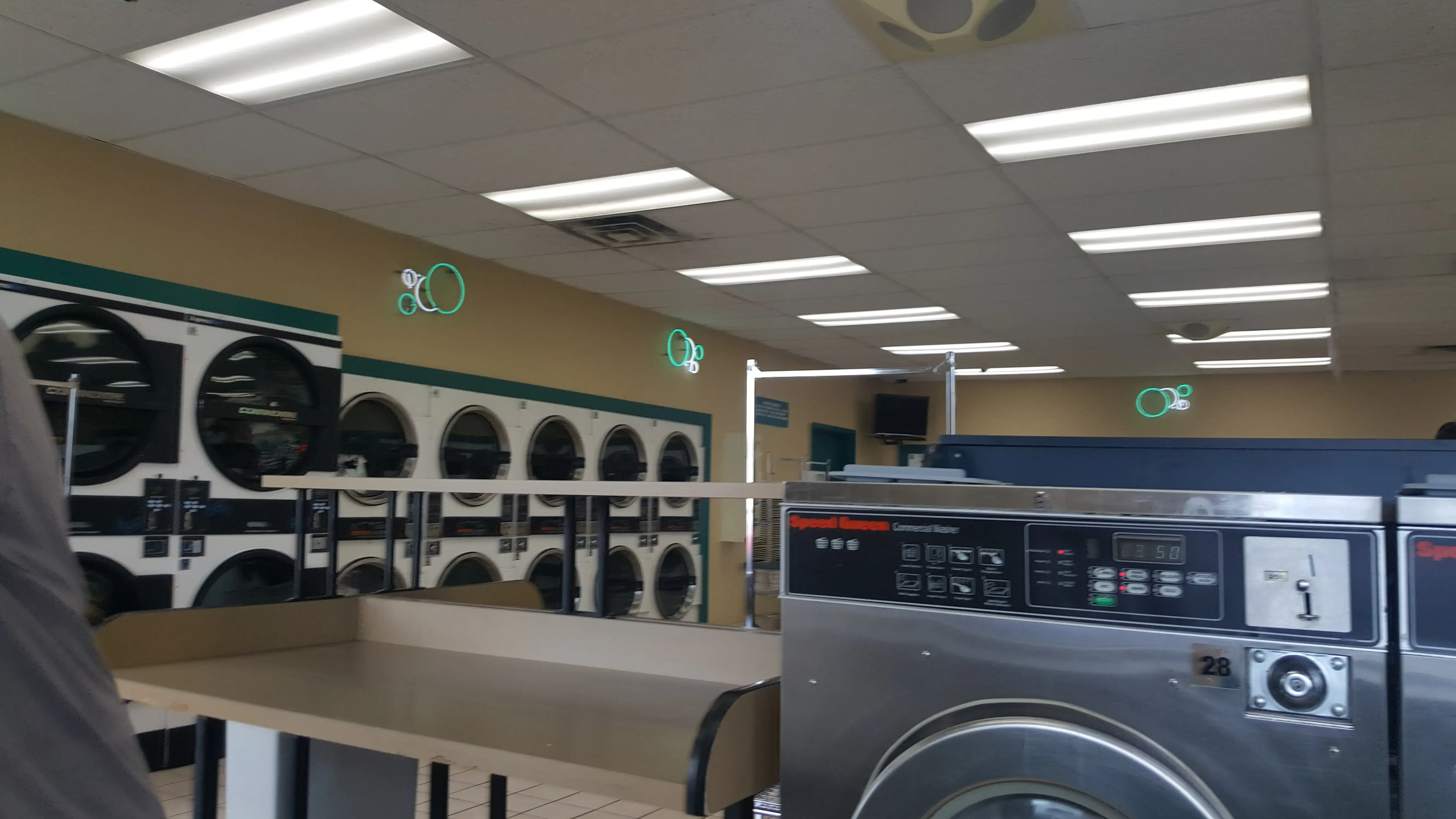 Sun Laundry - Image 16