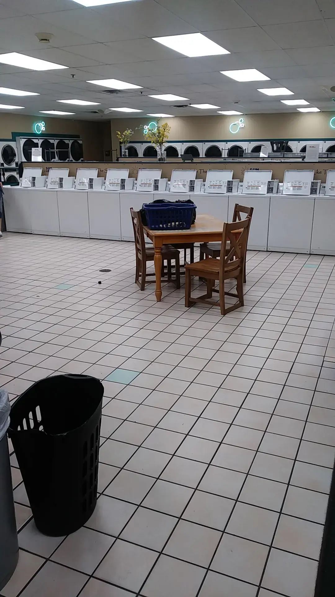 Sun Laundry thumbnail 19