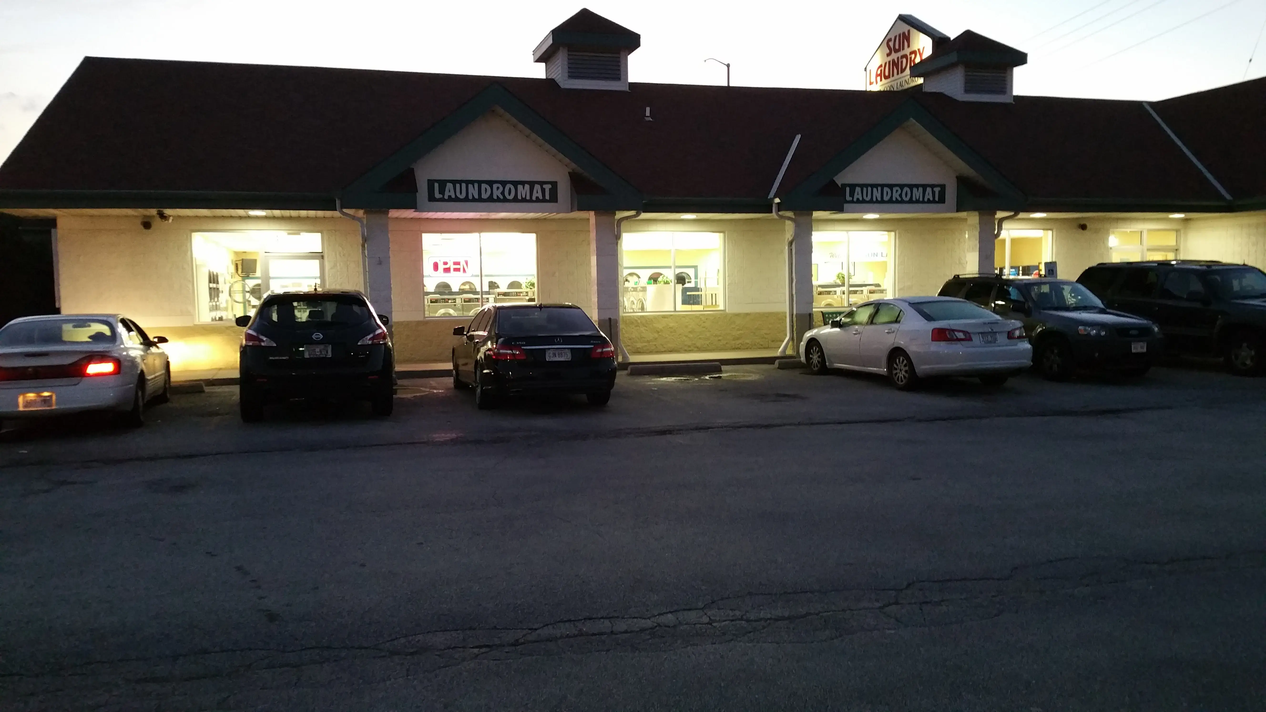 Sun Laundry - Image 3