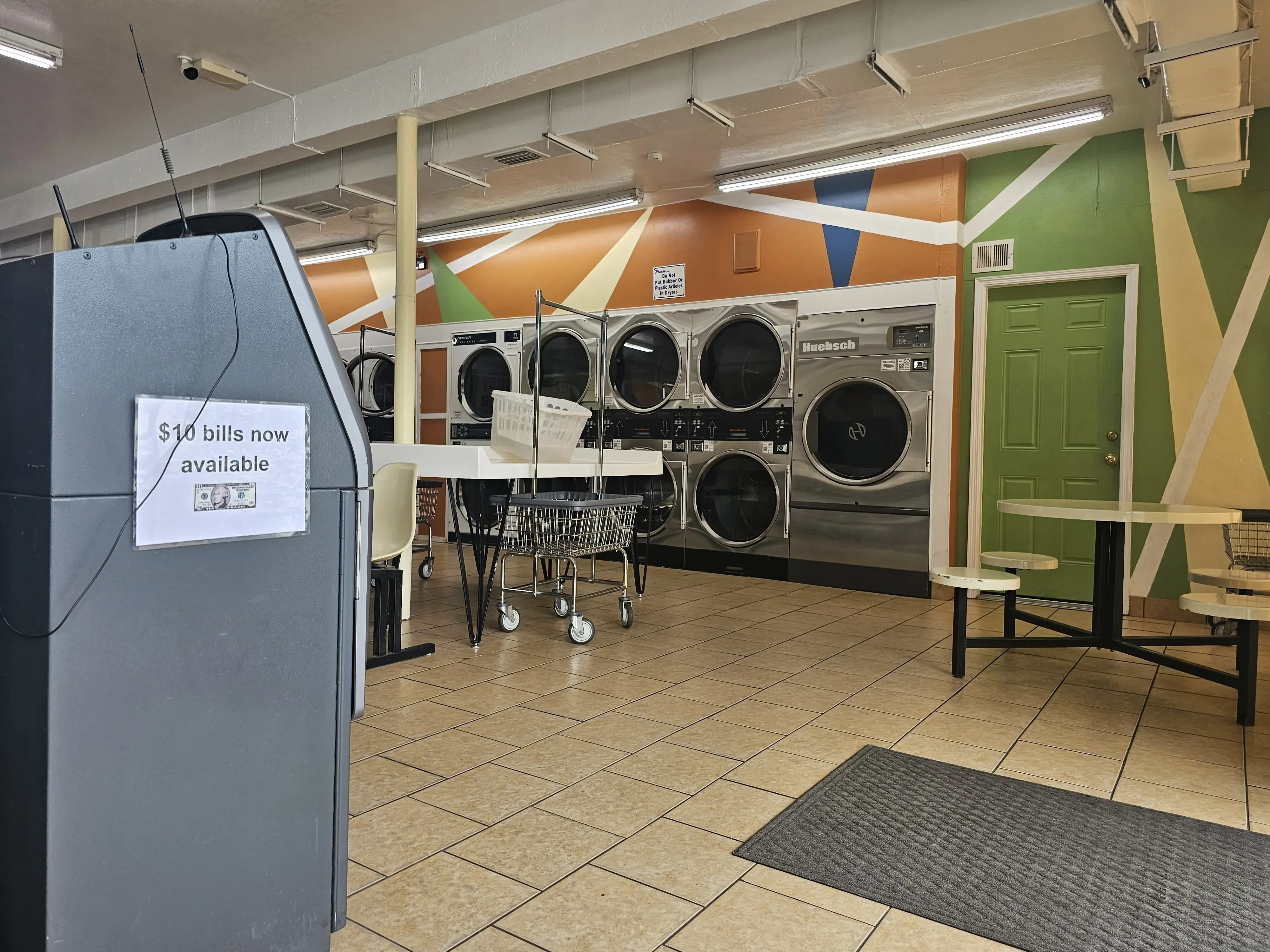 Suncoast Laundromats thumbnail 3