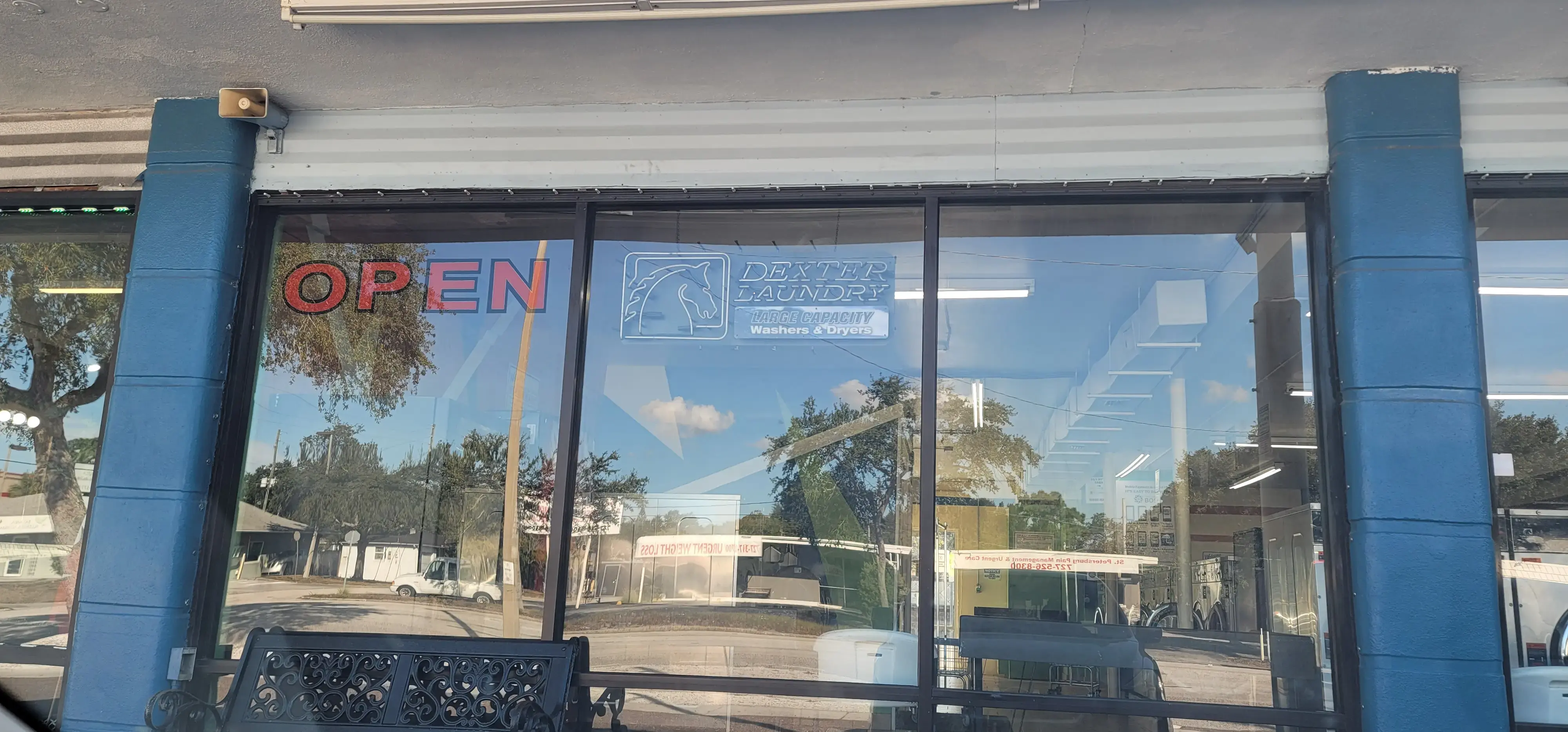 Suncoast Laundromats thumbnail 16