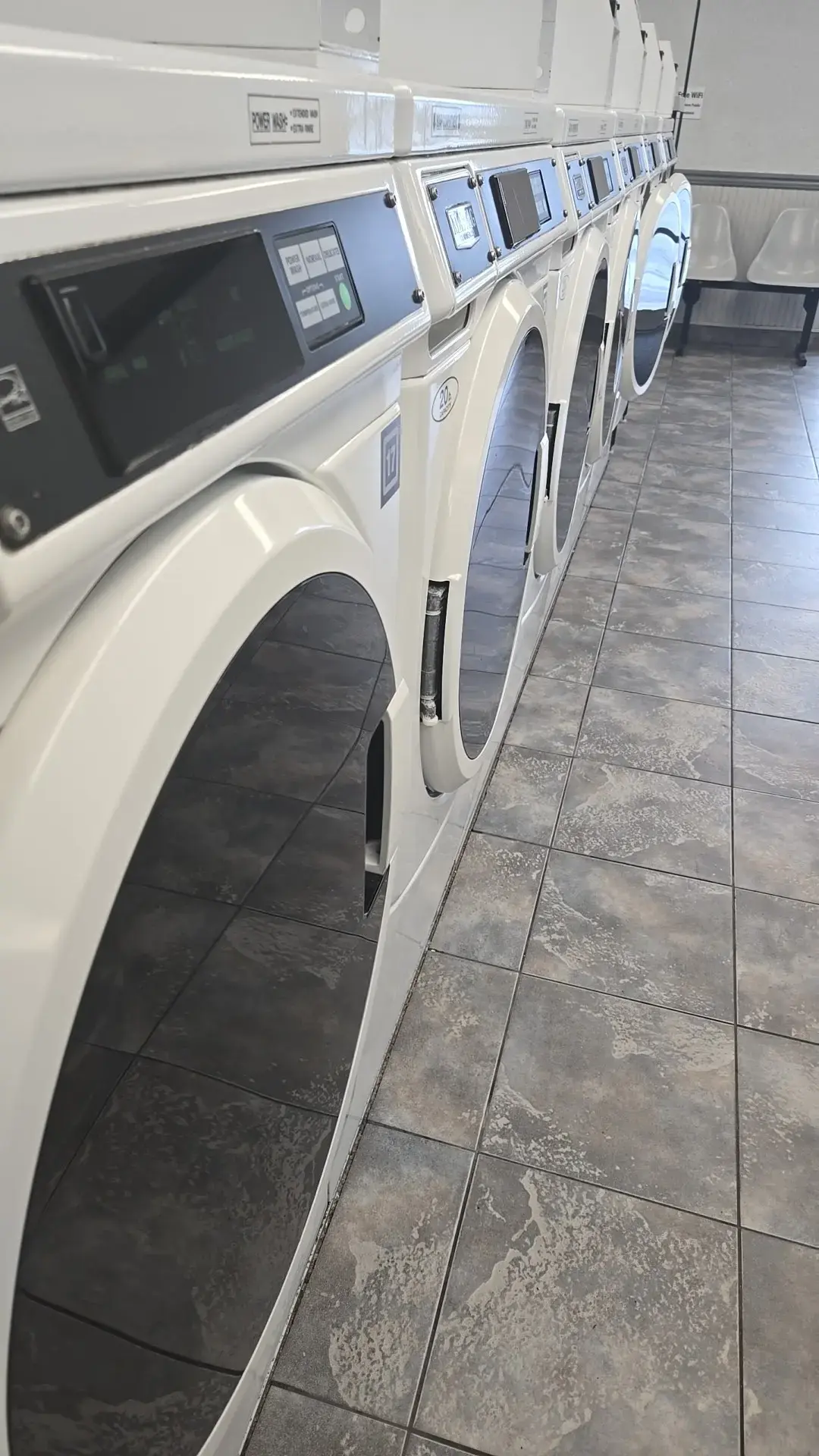 Sundance Laundry thumbnail 13