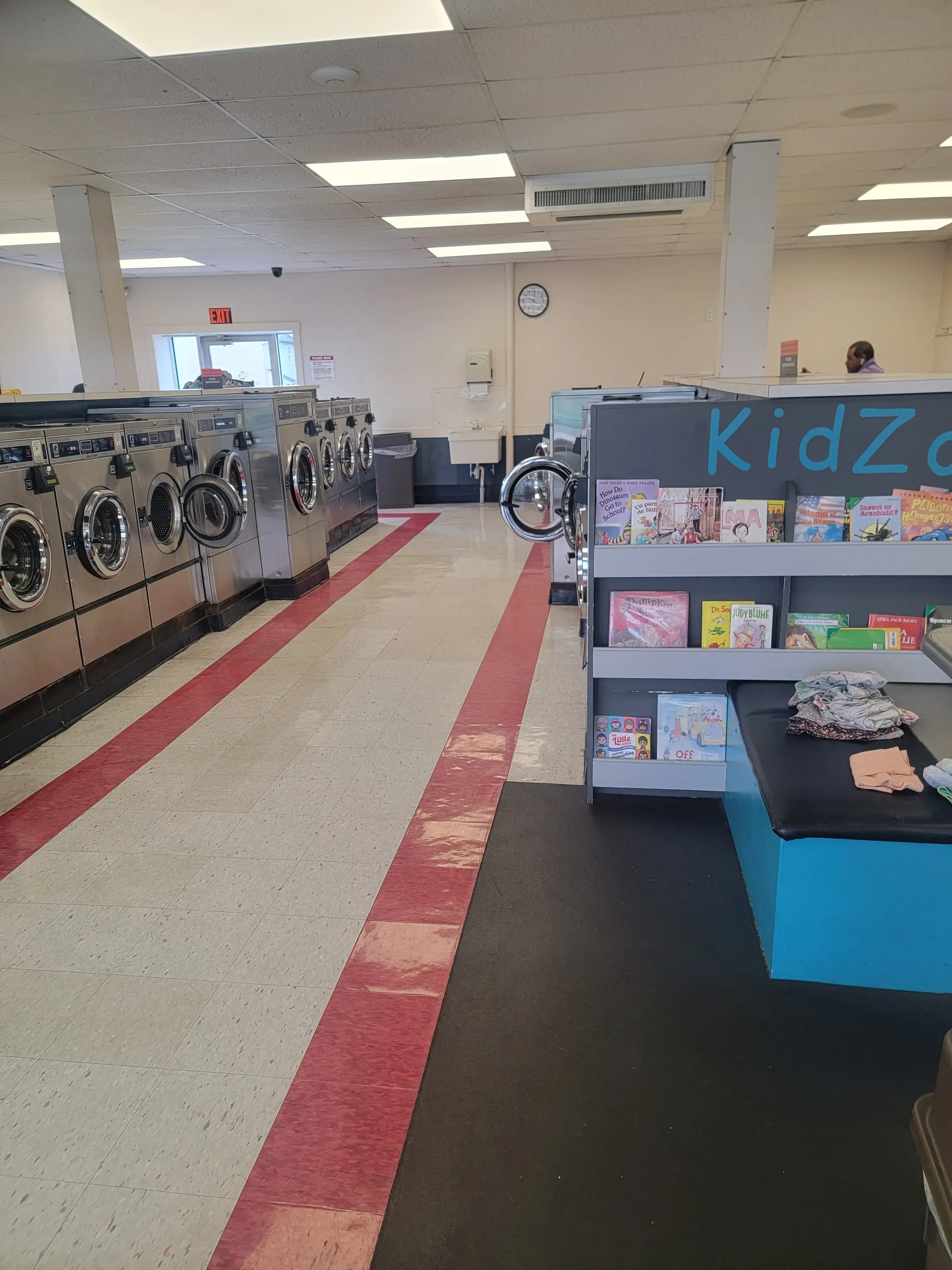 Sundance Laundry - Image 20