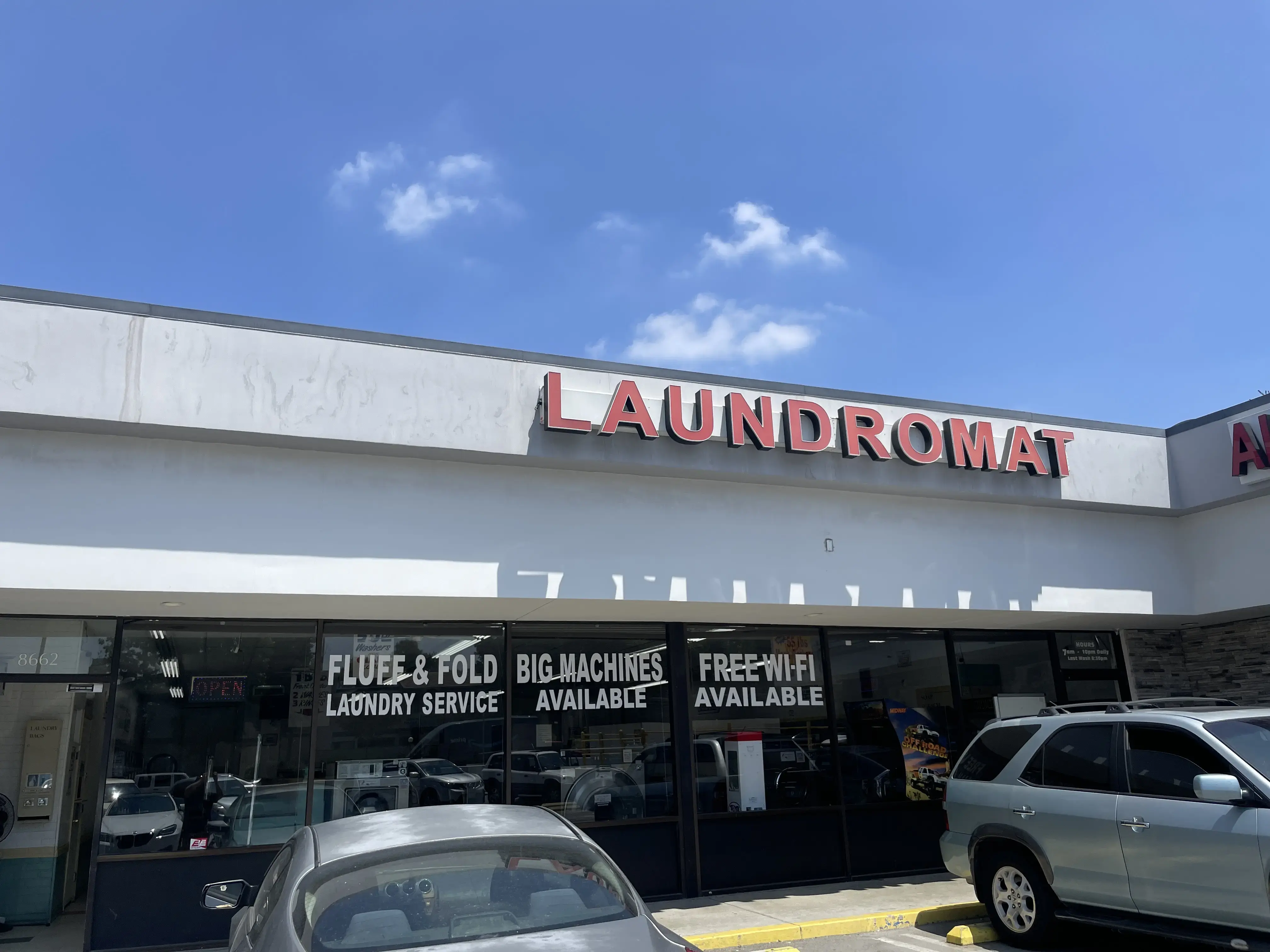 Sunlands Best Laundromat/ Fluff and Fold - Image 14