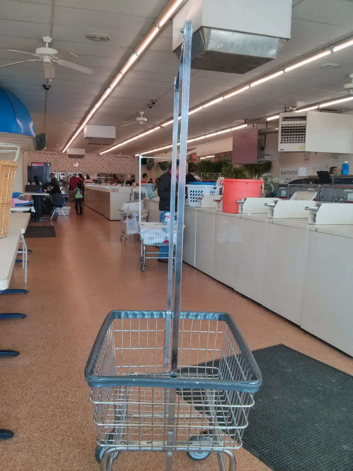Sunlight Cleaners & Laundromat - Arlington/NW Cols - Image 15