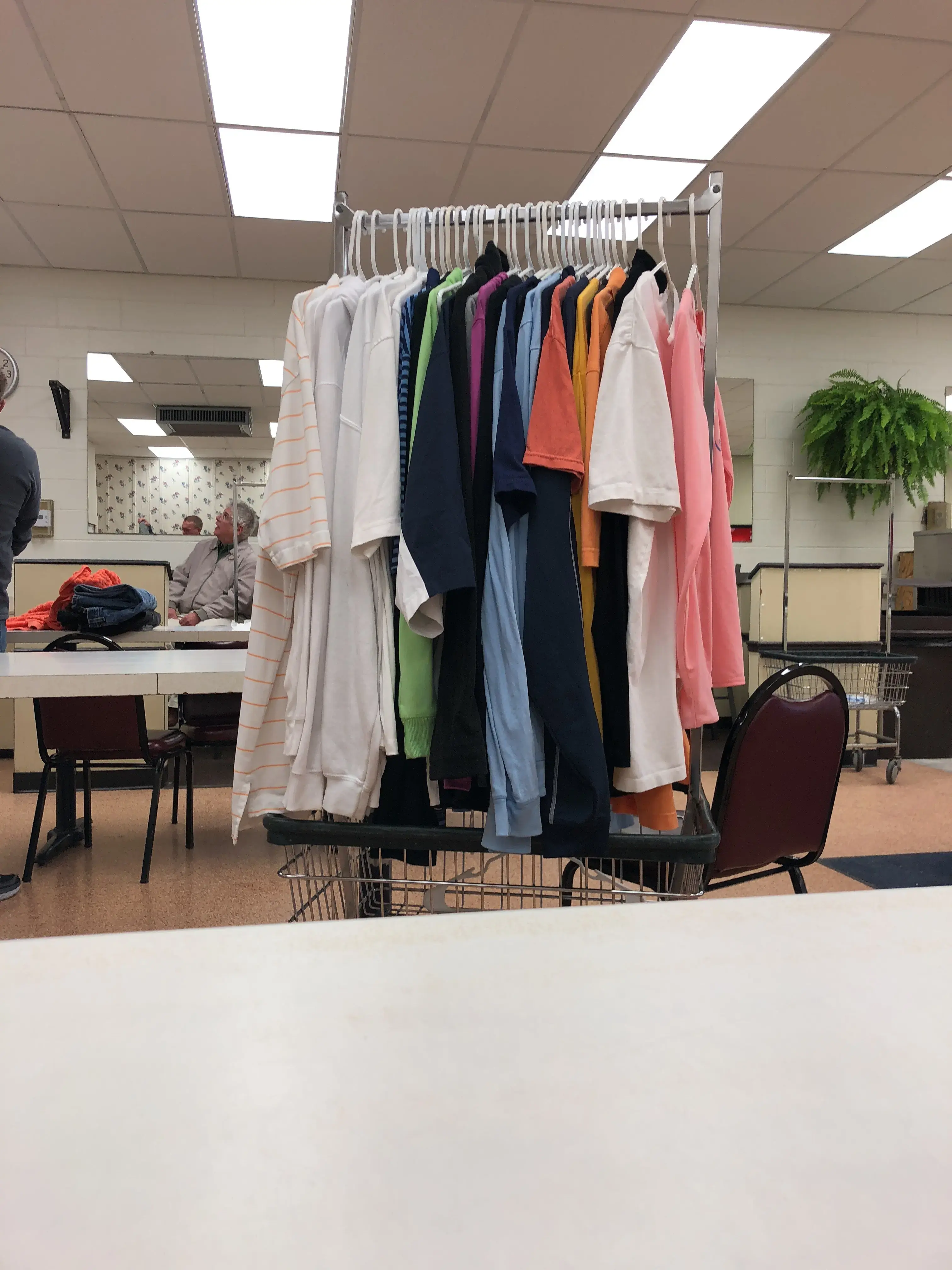 Sunlight Cleaners & Laundromat - Arlington/NW Cols - Image 9