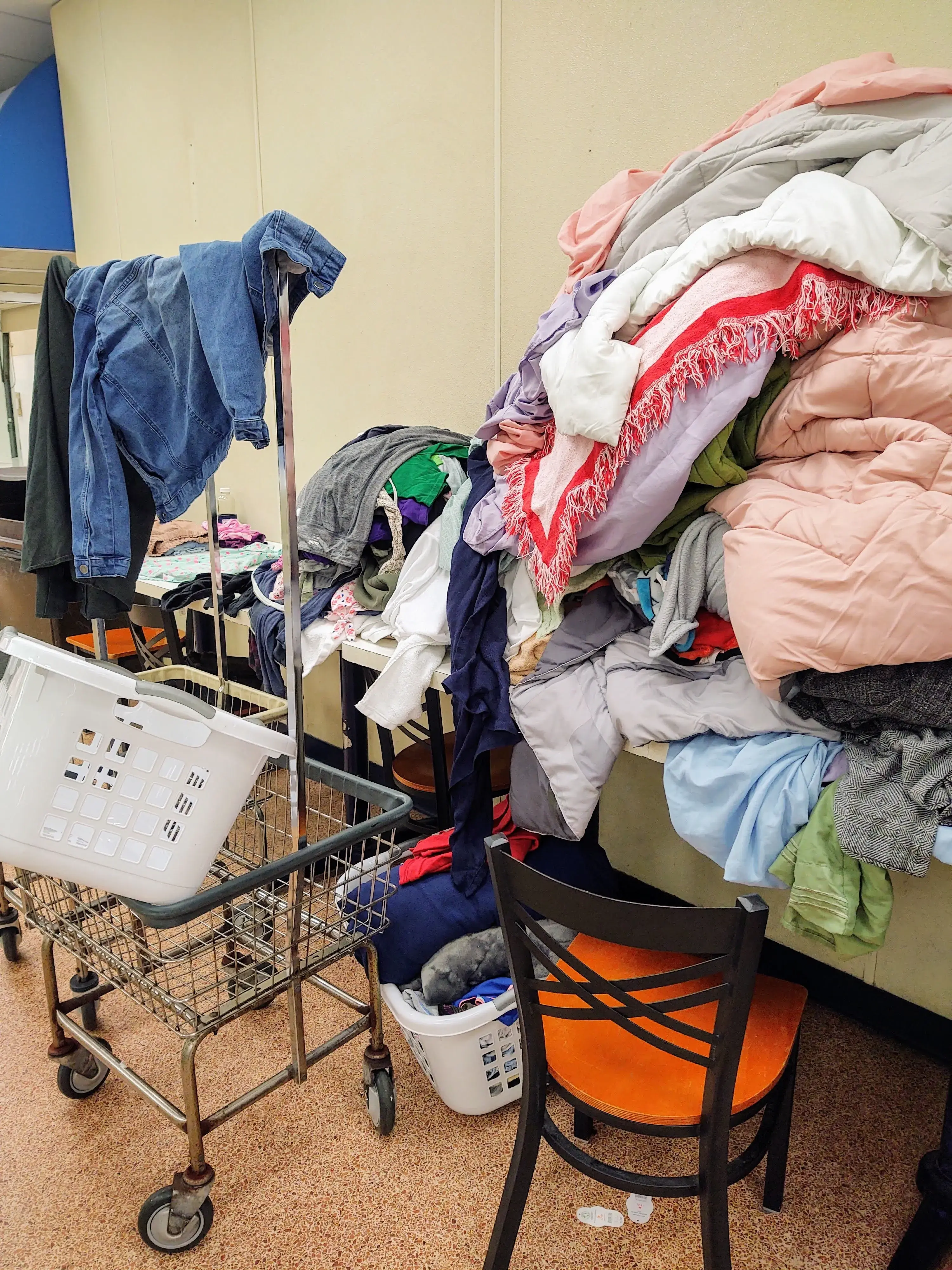 Sunlight Cleaners & Laundromat - Arlington/NW Cols thumbnail 13