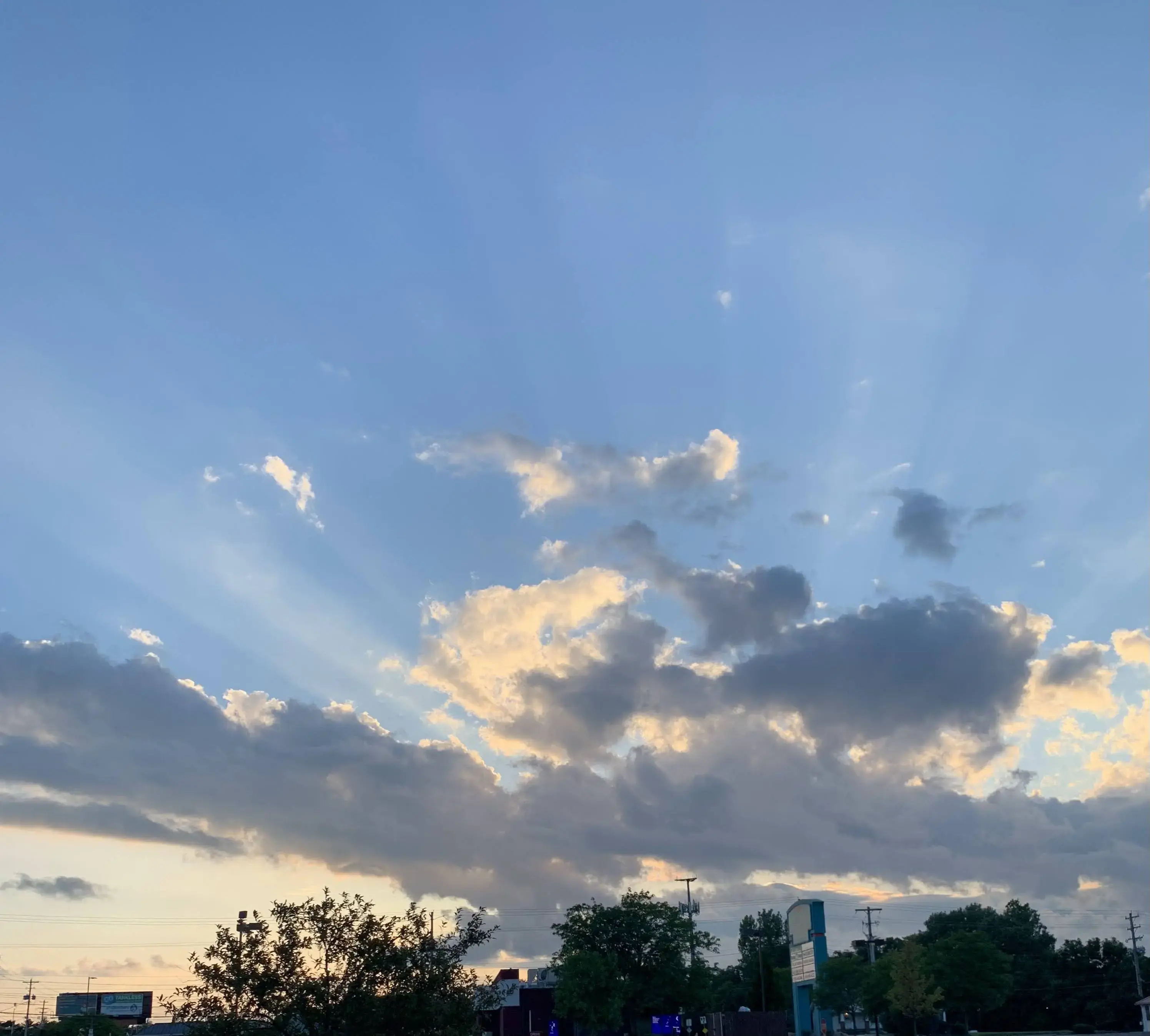 Sunlight Cleaners & Laundromat - Columbus Square/Northland - Image 2