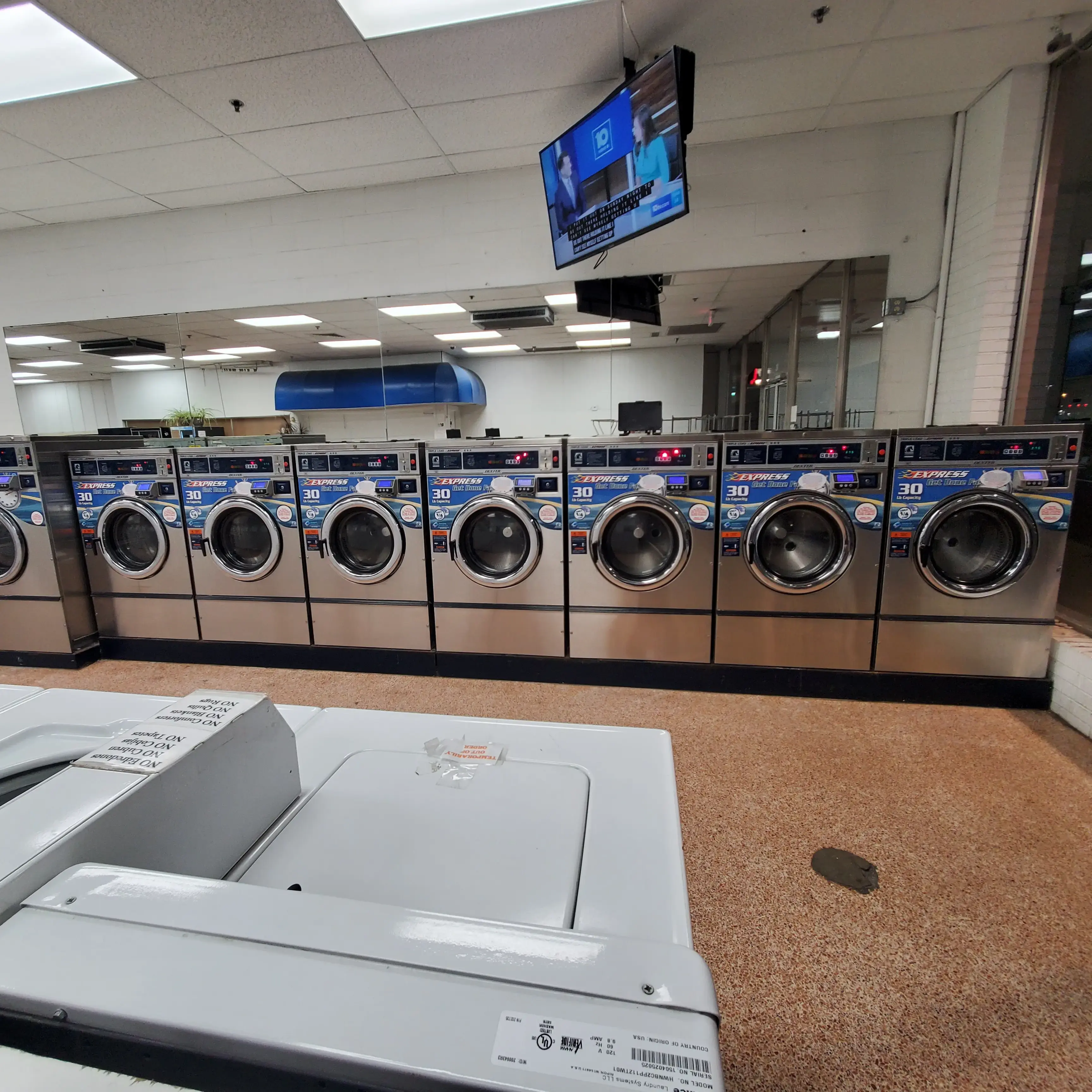 Sunlight Cleaners & Laundromat - Westerville - Image 19