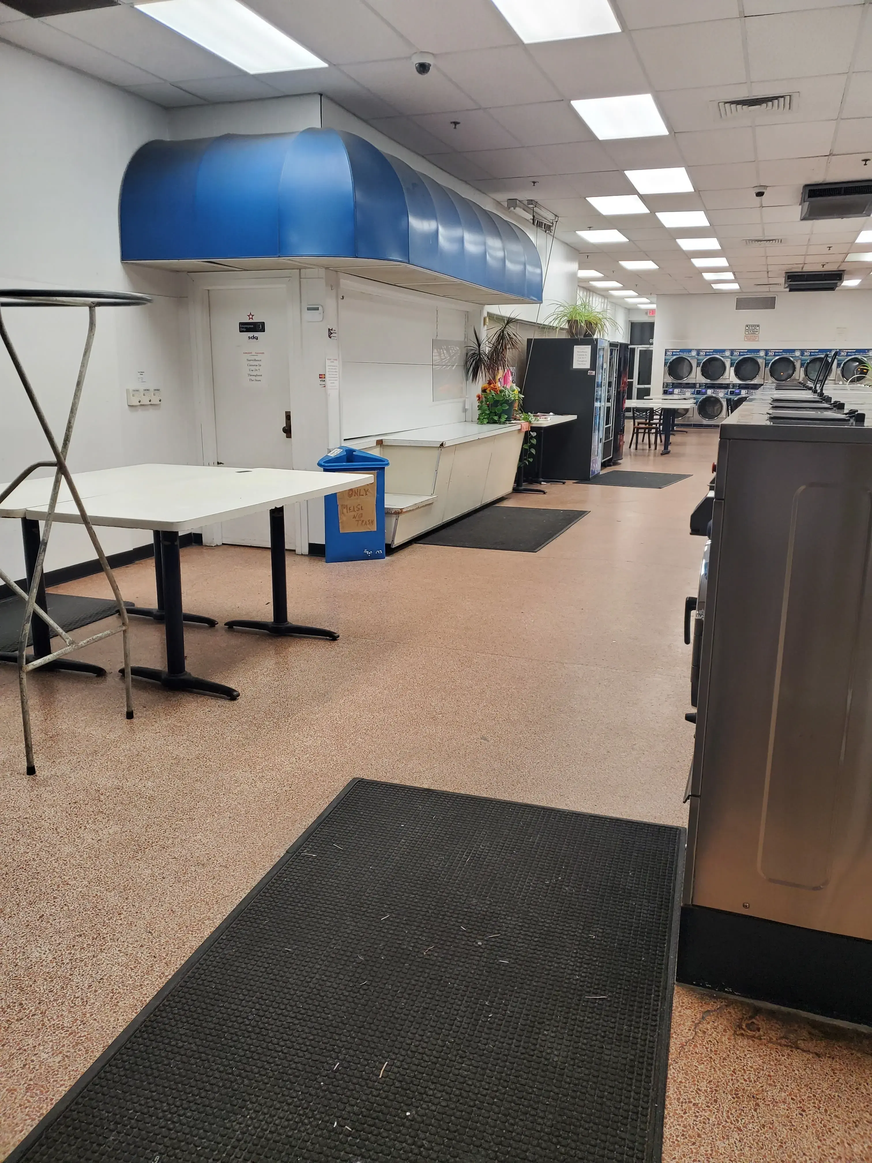 Sunlight Cleaners & Laundromat - Westerville thumbnail 8