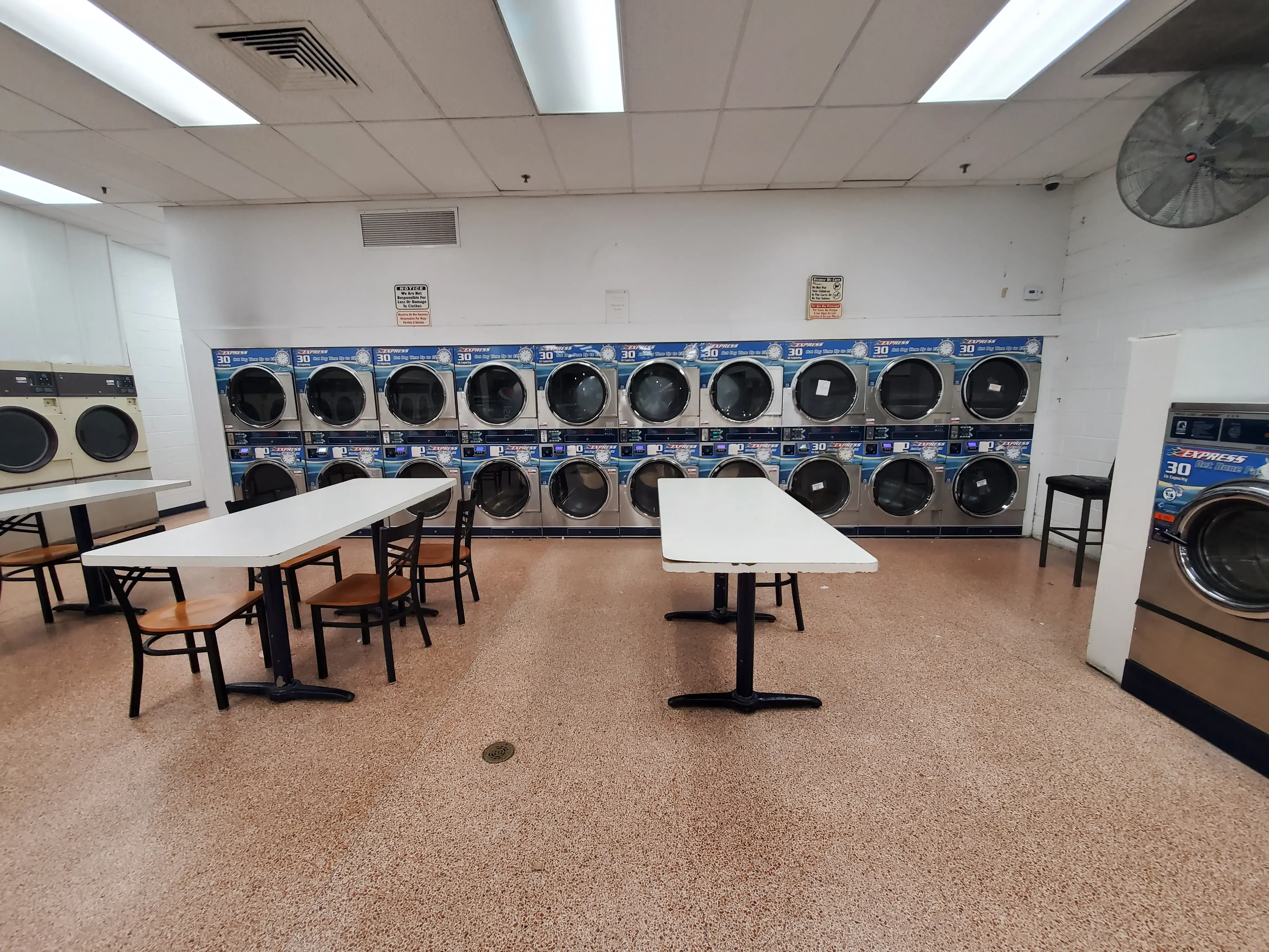 Sunlight Cleaners & Laundromat - Westerville thumbnail 15