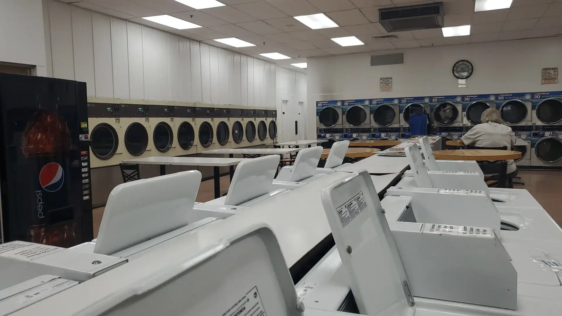 Sunlight Cleaners & Laundromat - Westerville thumbnail 4
