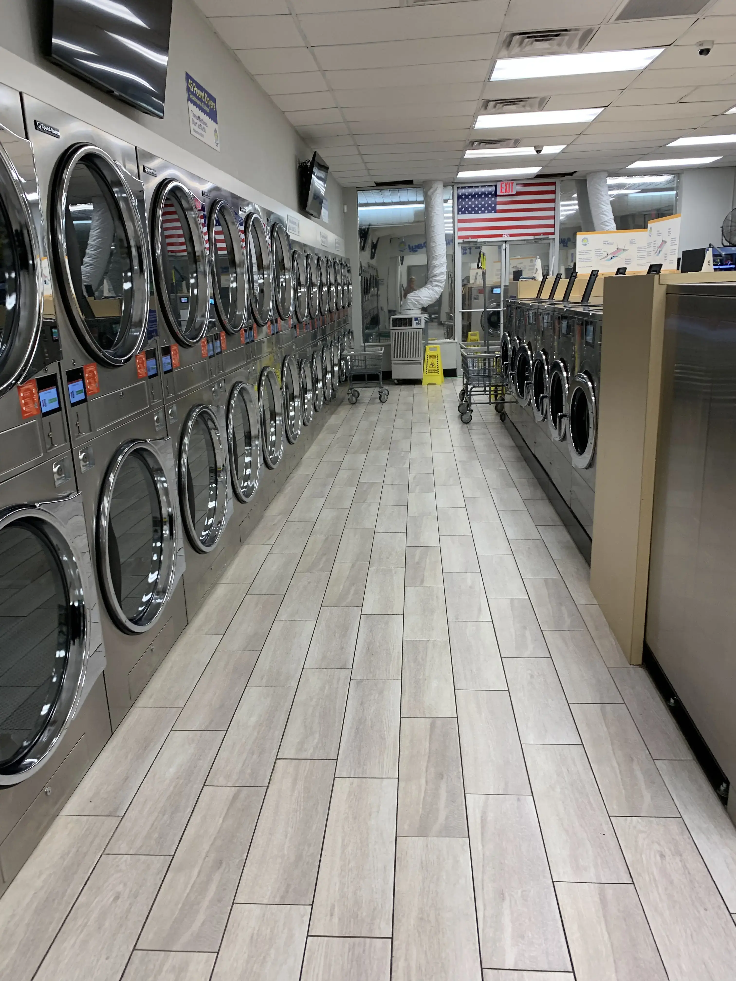 Sunny Bubbles Laundry thumbnail 10