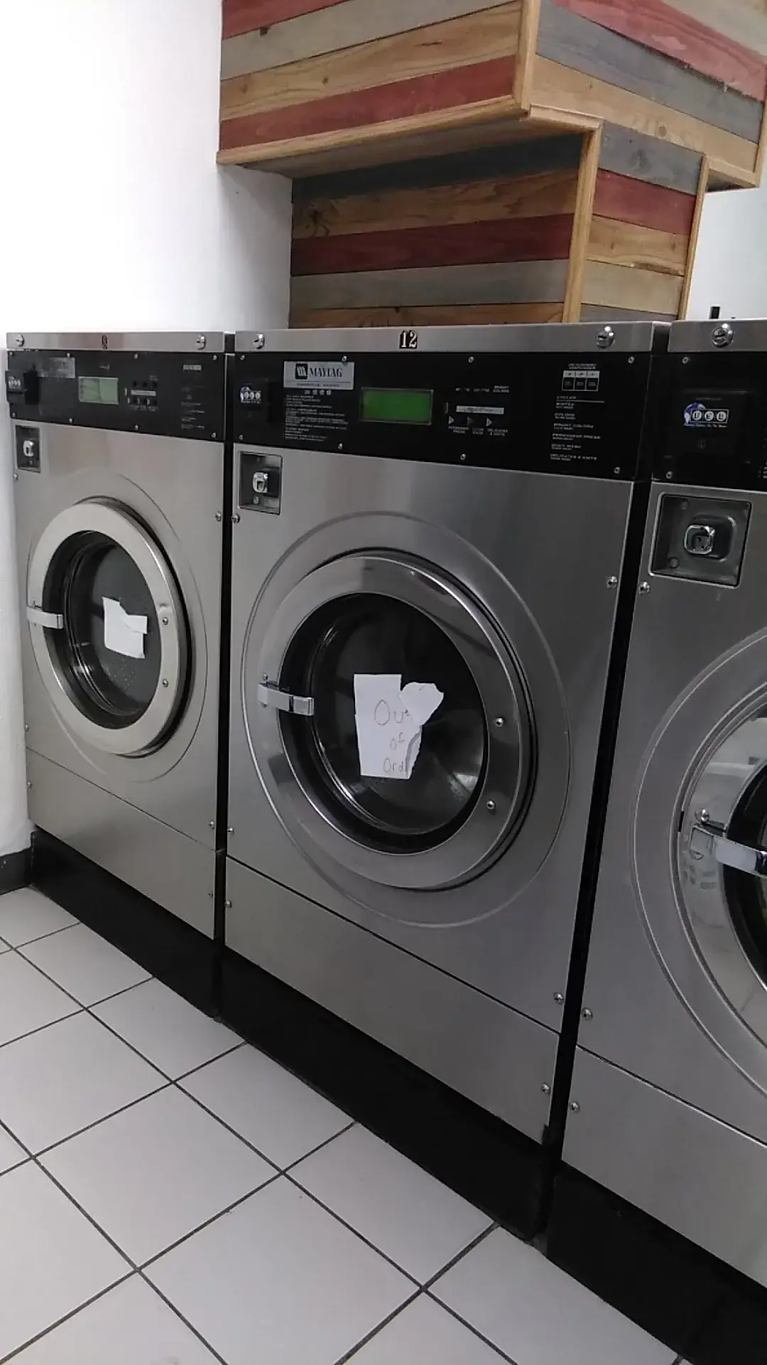 Sunny Days Laundromat - San Carlos Plaza thumbnail 20