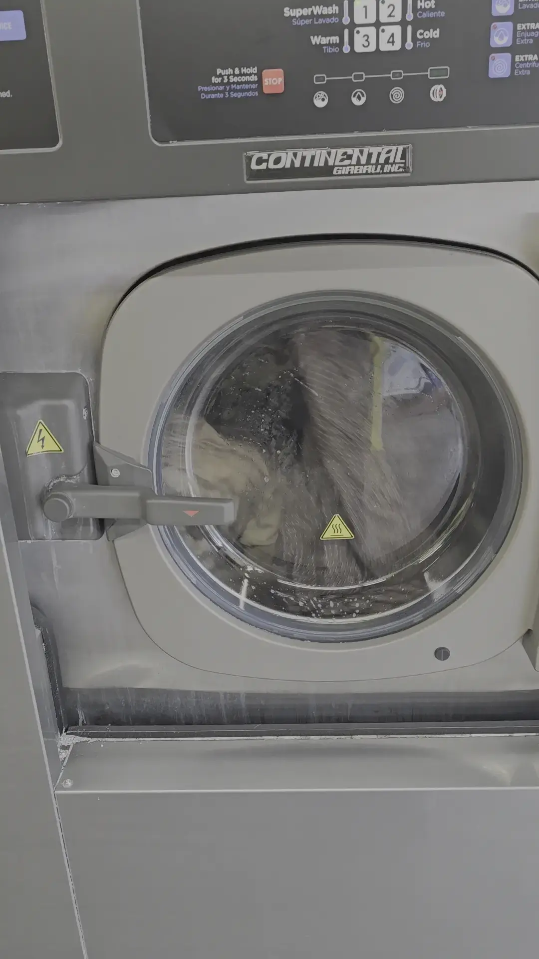 Sunny Daze Laundromat thumbnail 9