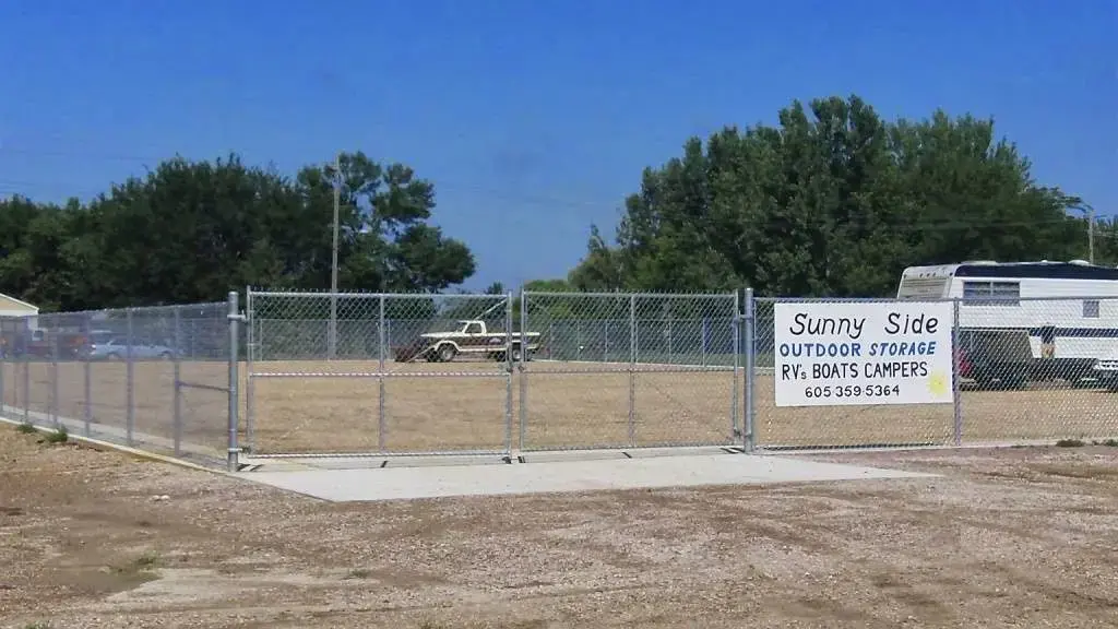 SunnySide Laundromat, Car Wash & Storage Units thumbnail 6
