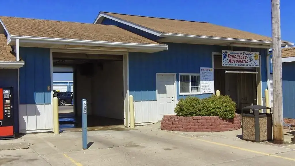 SunnySide Laundromat, Car Wash & Storage Units thumbnail 11