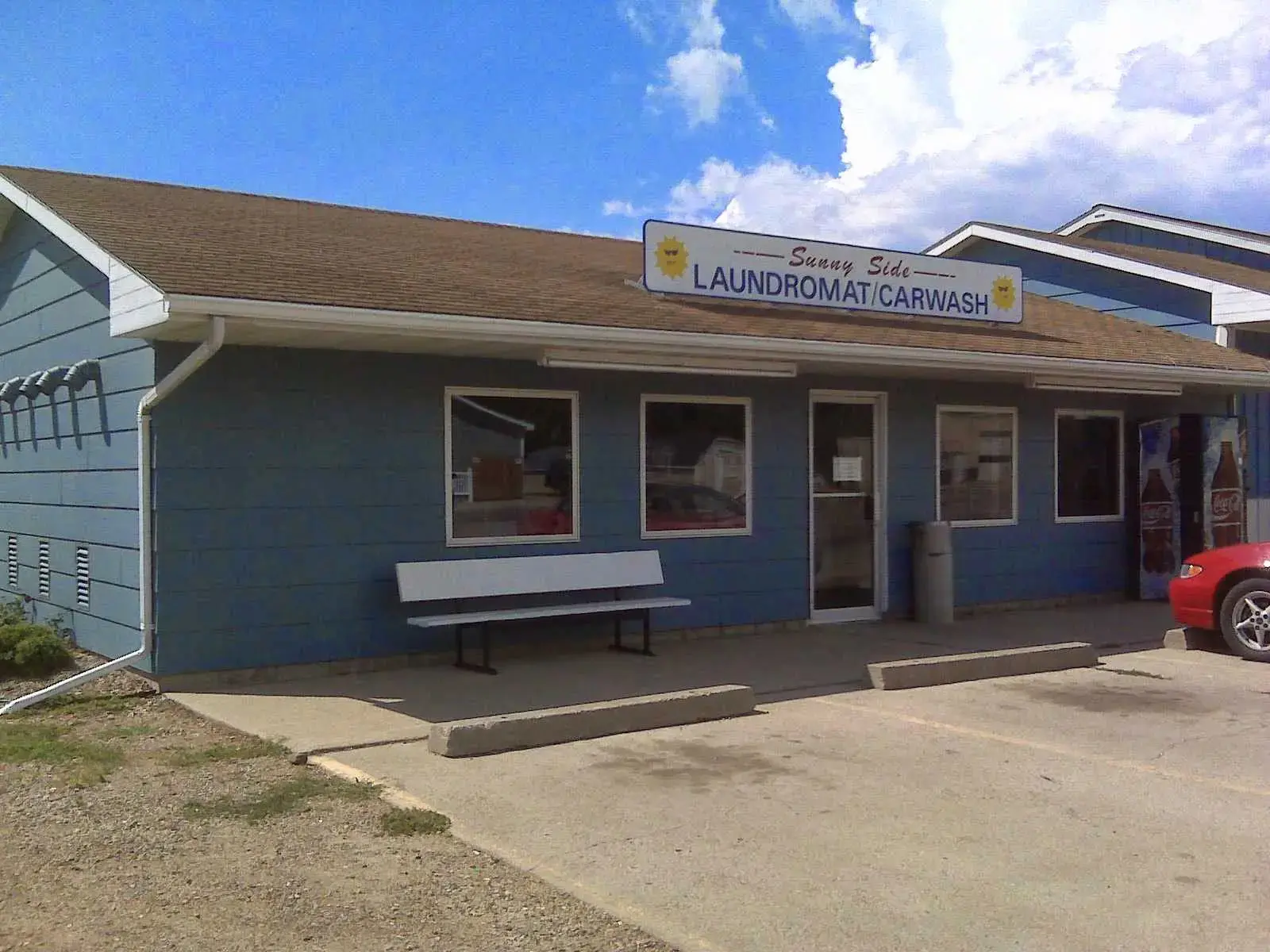 SunnySide Laundromat, Car Wash & Storage Units thumbnail 1