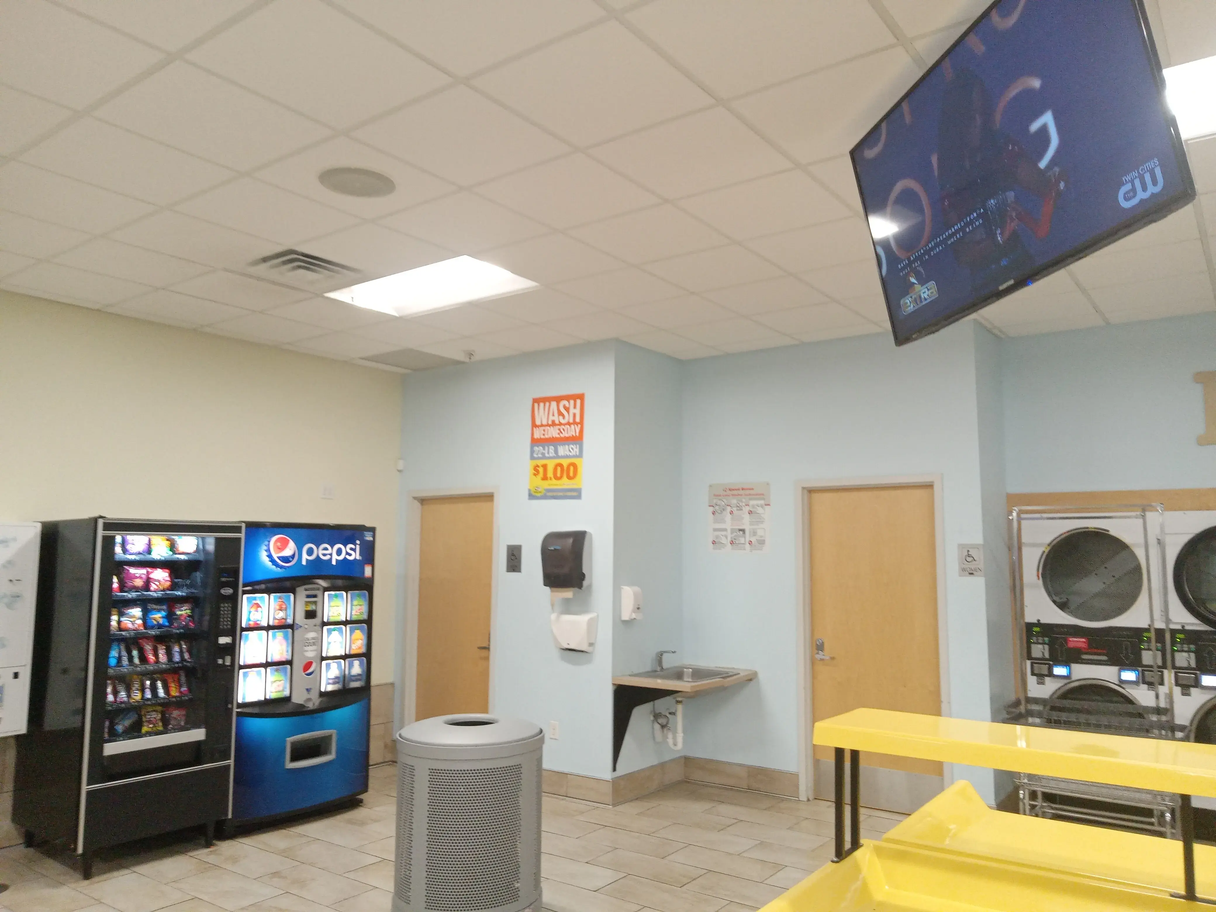 Sunray Laundromat thumbnail 4