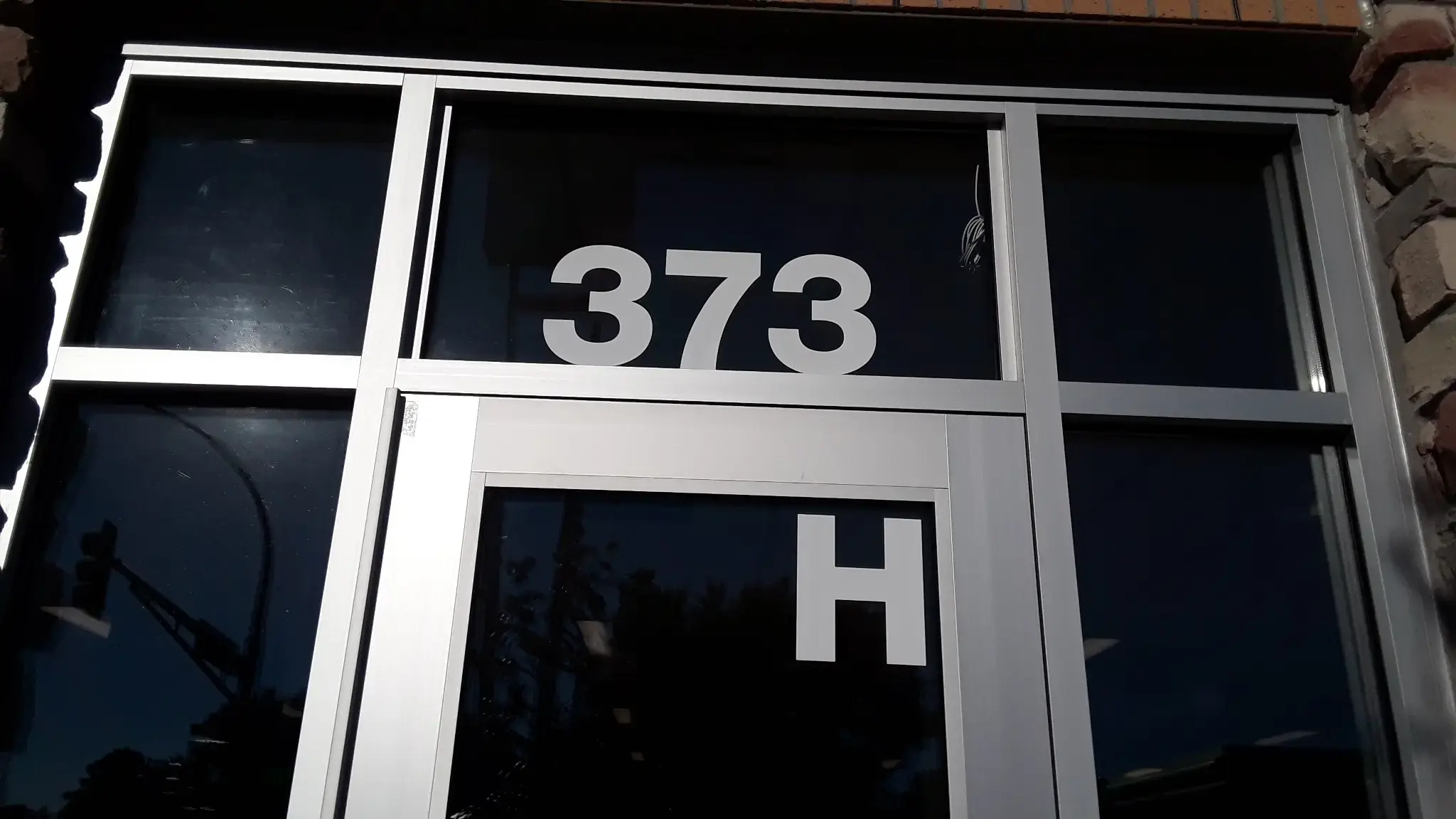 Sunray Laundromat - Image 13