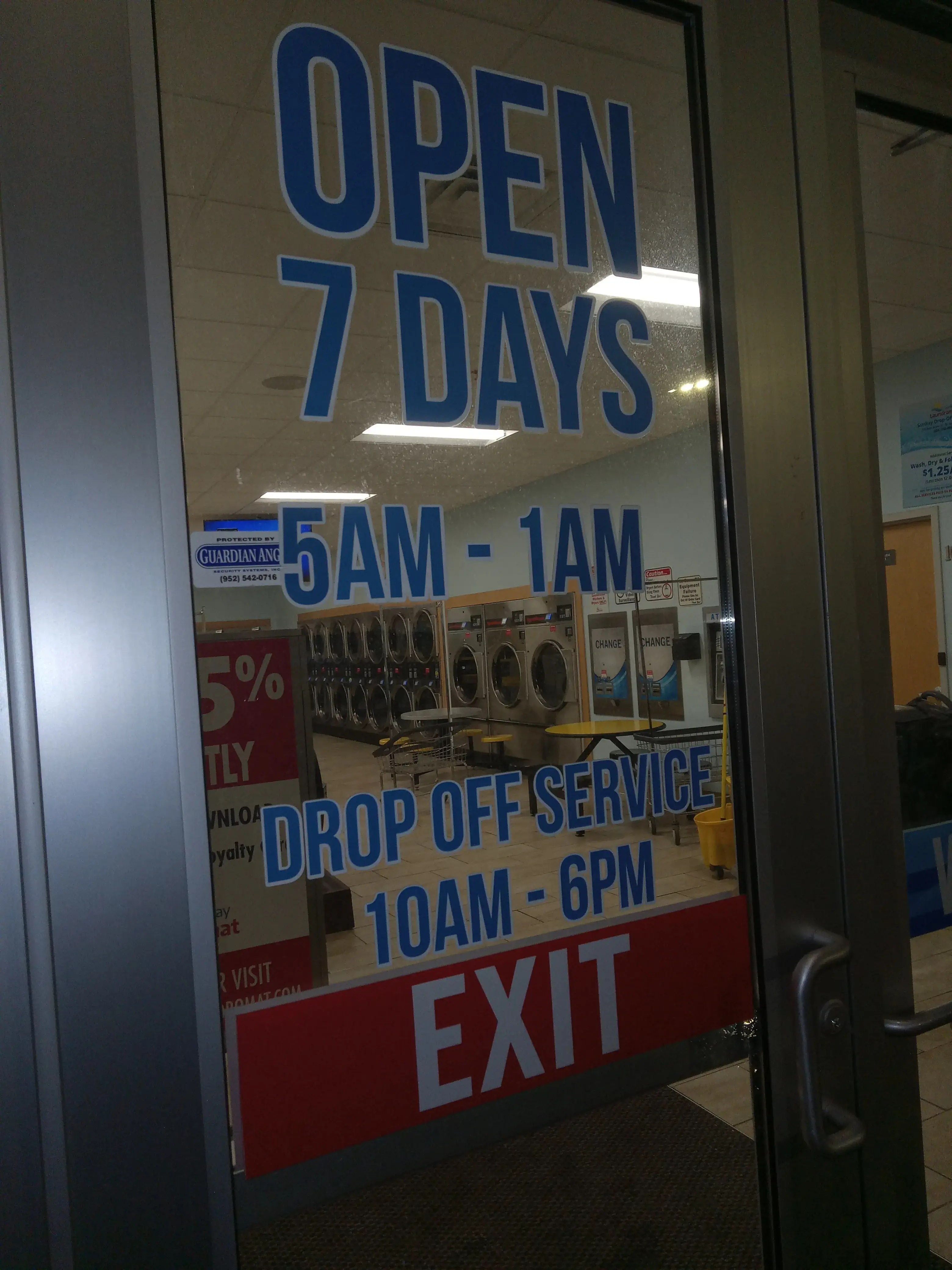 Sunray Laundromat - Image 19