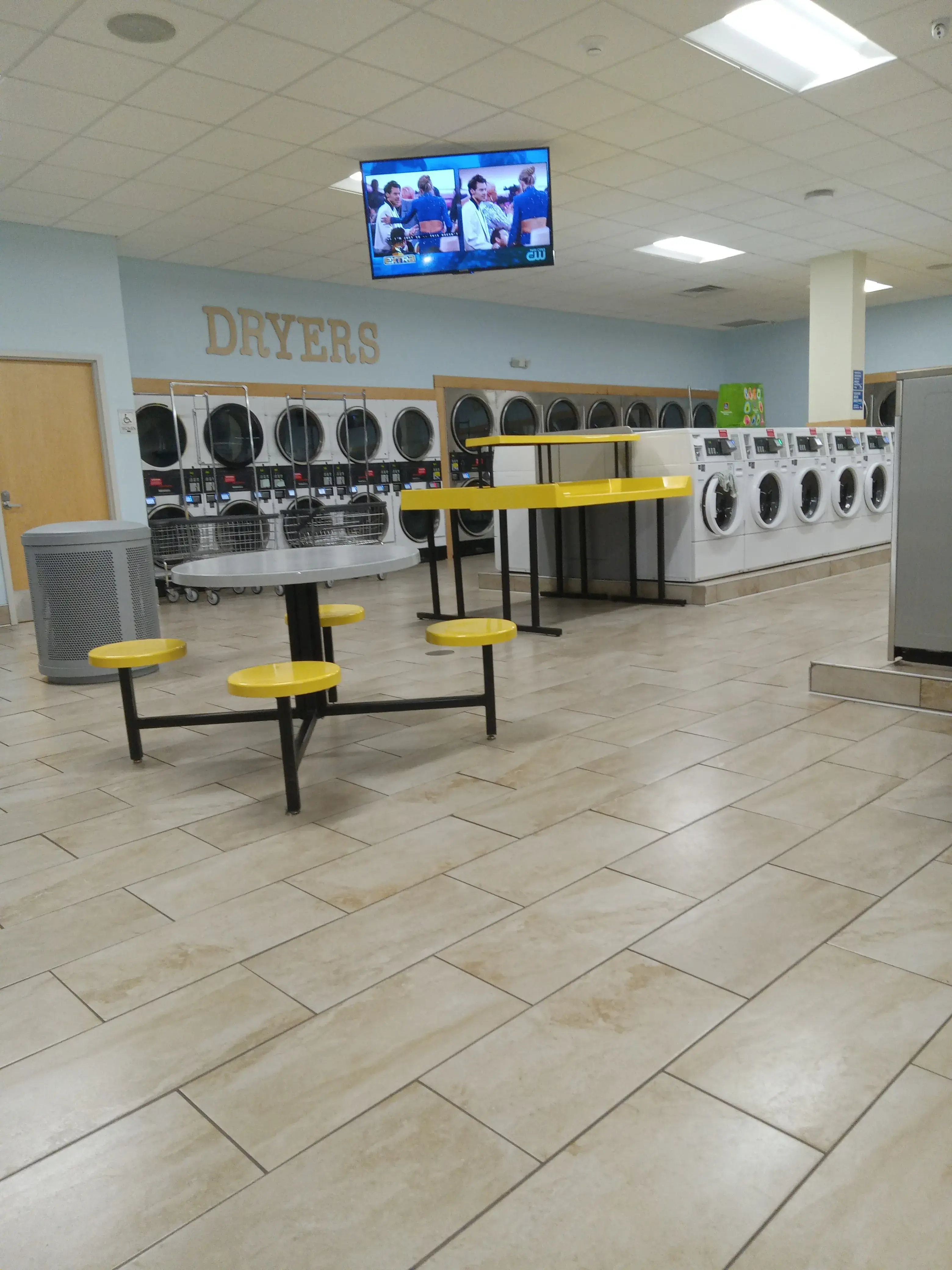 Sunray Laundromat thumbnail 6