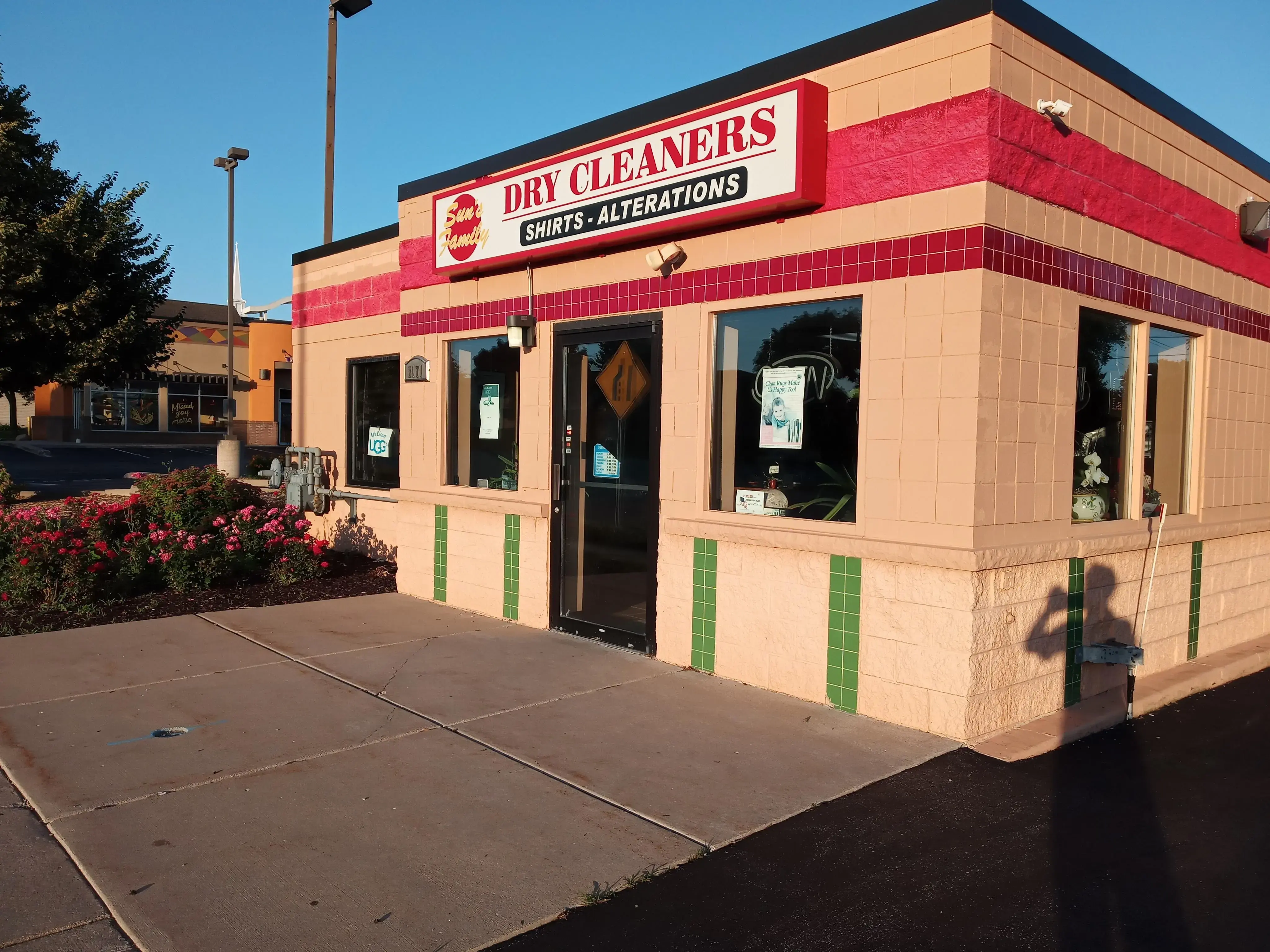Sun's Family Dry Cleaners - Image 4