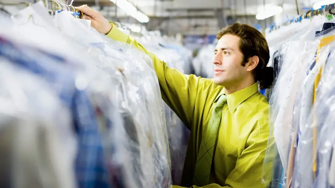 Sun's Family Dry Cleaners - Image 1