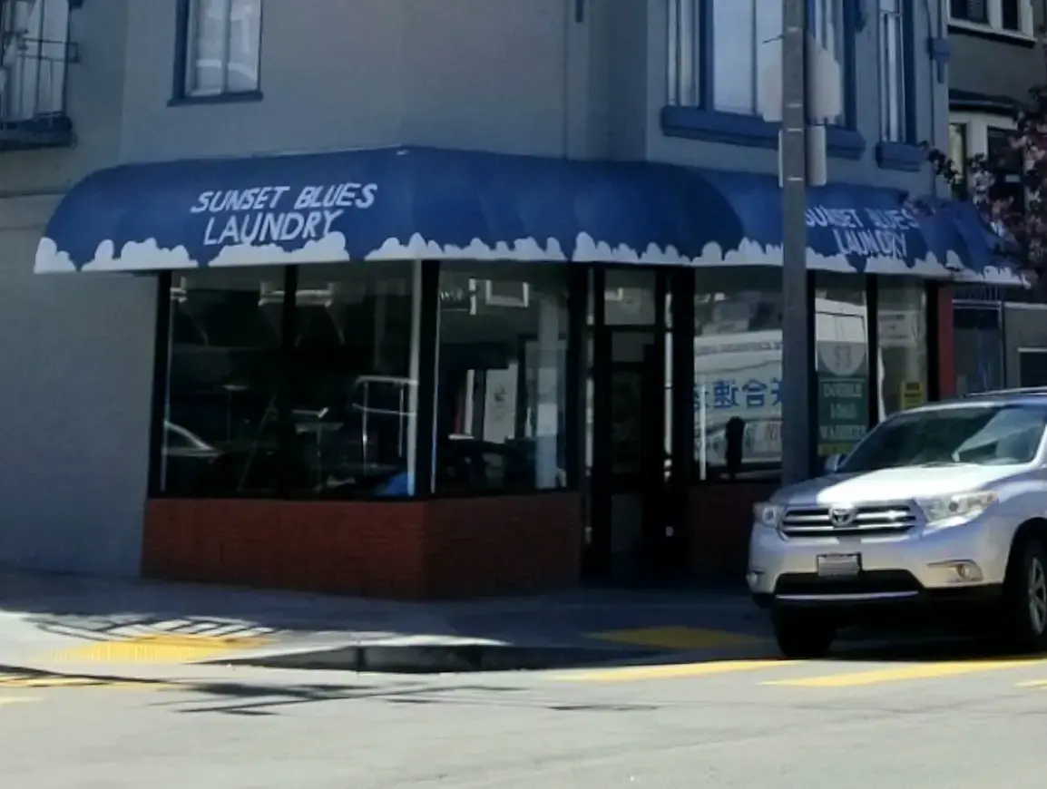 Sunset Blues Coin Laundry - Image 6