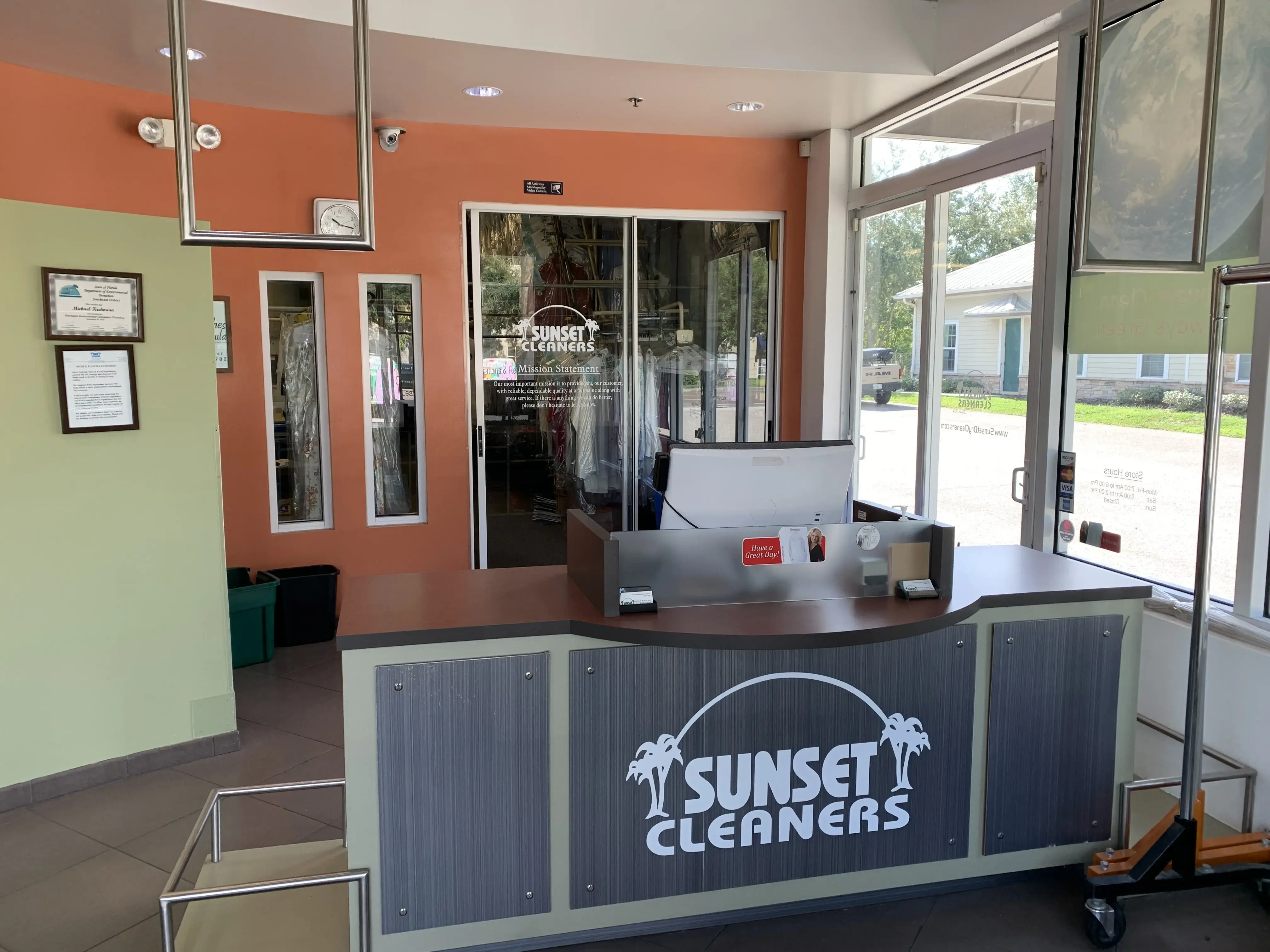 Sunset Cleaners thumbnail 2