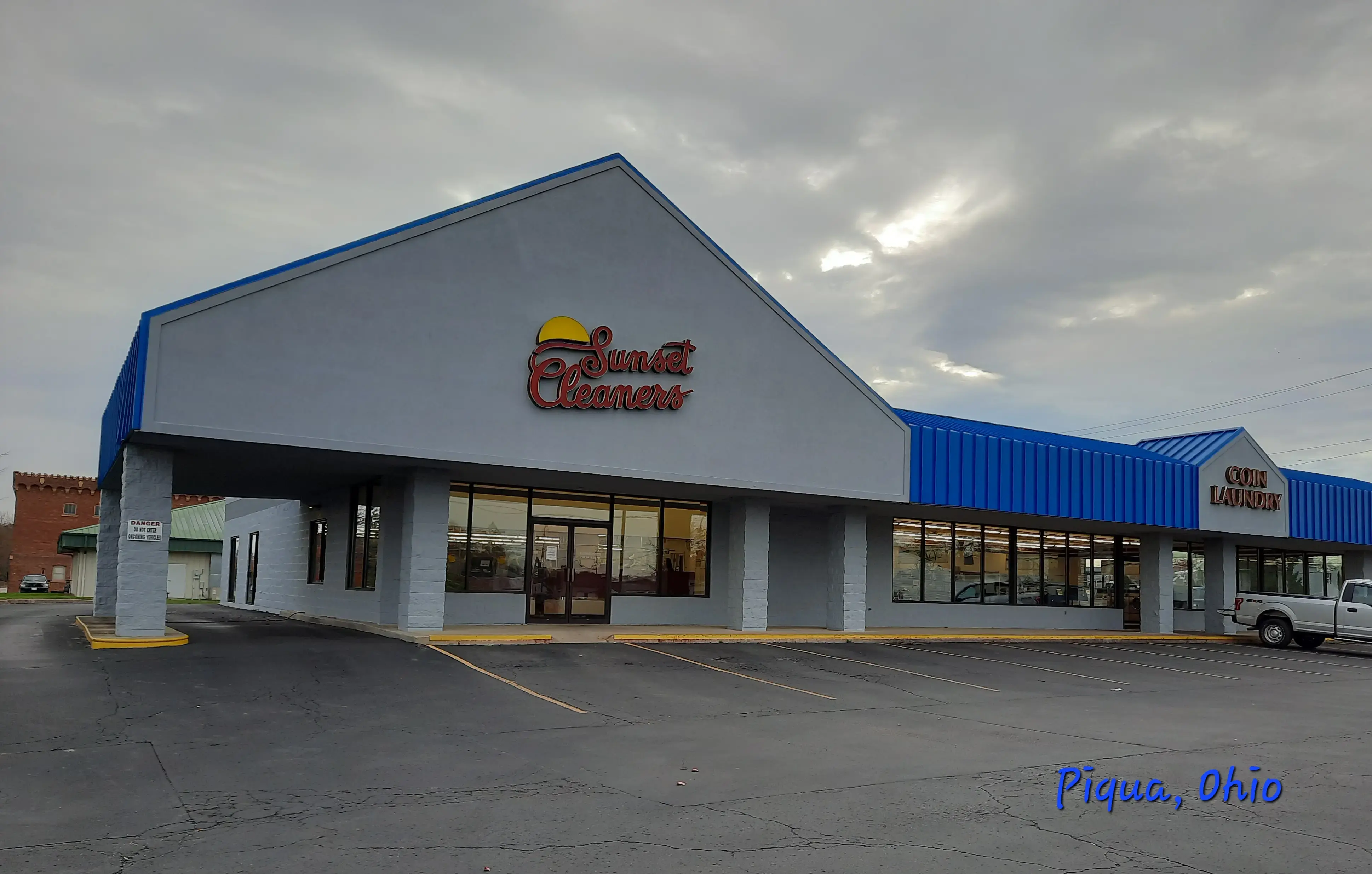 Sunset Cleaners thumbnail 14